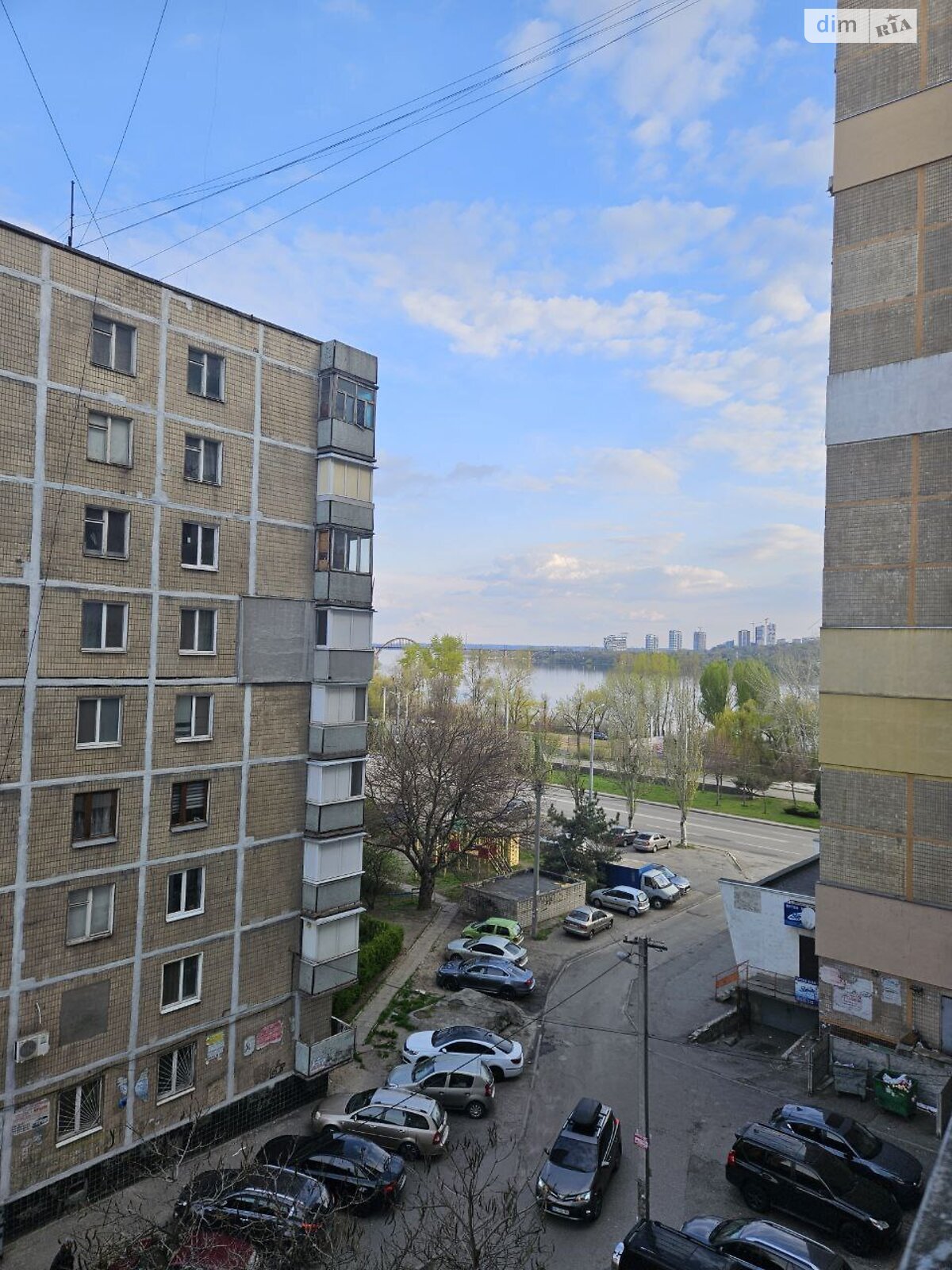 Продаж трикімнатної квартири в Дніпрі, на вул. Сонячна Набережна 44, район Сонячний фото 1 Продаж трикімнатної квартири в Дніпрі, на вул. Сонячна Набережна 44, район Сонячний фото 1