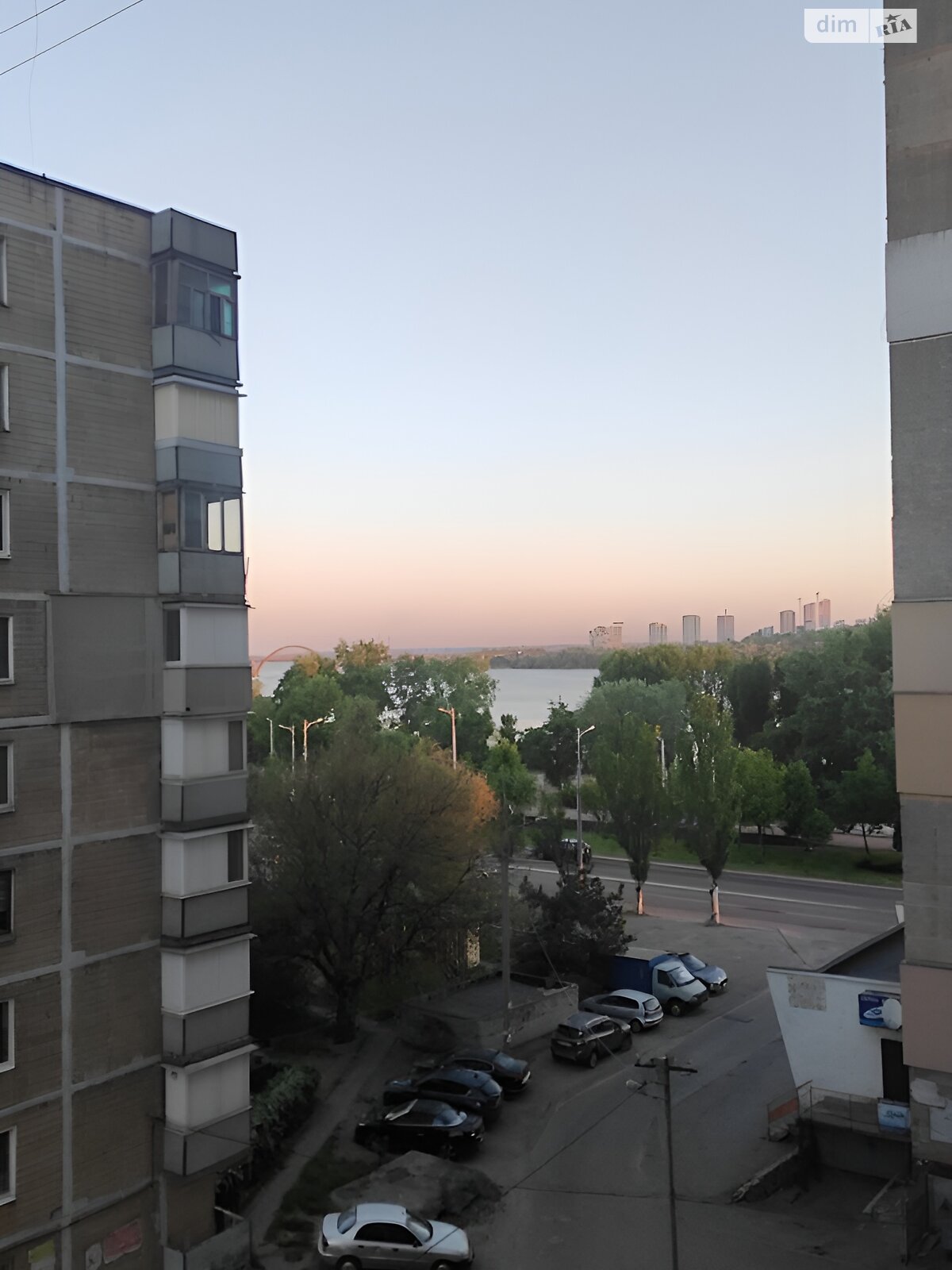 Продаж трикімнатної квартири в Дніпрі, на вул. Сонячна Набережна, район Сонячний фото 1 Продаж трикімнатної квартири в Дніпрі, на вул. Сонячна Набережна, район Сонячний фото 1