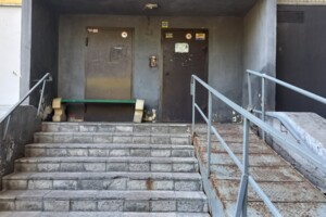 Продаж трикімнатної квартири в Дніпрі, на вул. Сонячна Набережна 60, район Сонячний фото 2