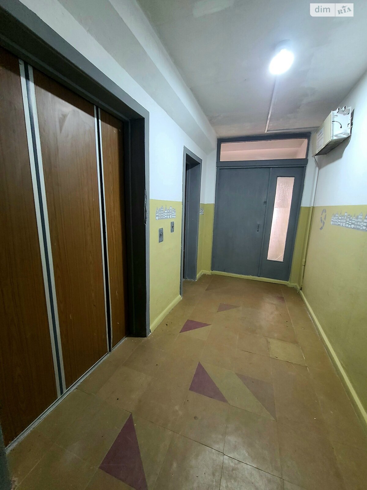 Продажа трехкомнатной квартиры в Днепре, на ул. Алана Шепарда, район Титовая фото 1 Продажа трехкомнатной квартиры в Днепре, на ул. Алана Шепарда, район Титовая фото 1