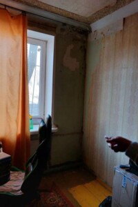 Продажа двухкомнатной квартиры в Днепре, на ул. Строителей, район Титовая фото 2