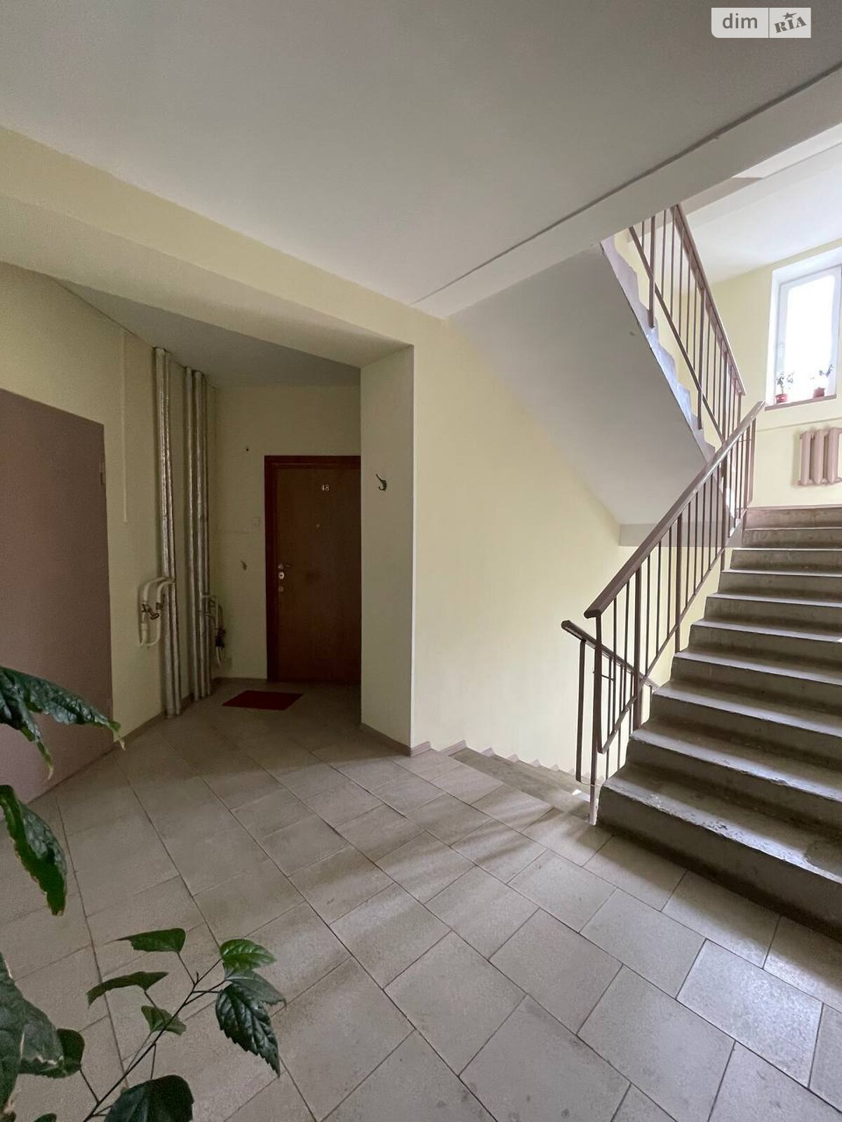 Продаж трикімнатної квартири в Дніпрі, на вул. Литовська 1, район Титова фото 1 Продаж трикімнатної квартири в Дніпрі, на вул. Литовська 1, район Титова фото 1