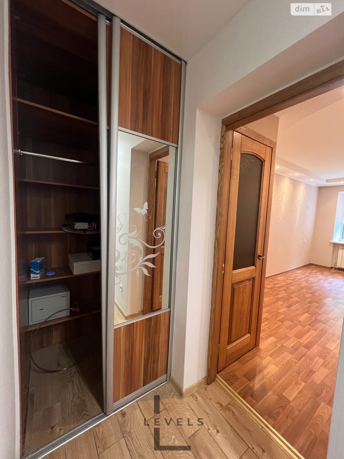 Продажа двухкомнатной квартиры в Днепре, на ул. Новокрымская 2А, район Титовая фото 1