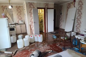 Продажа трехкомнатной квартиры в Днепре, на ул. Строителей 14, кв. 108, район Титовая фото 2