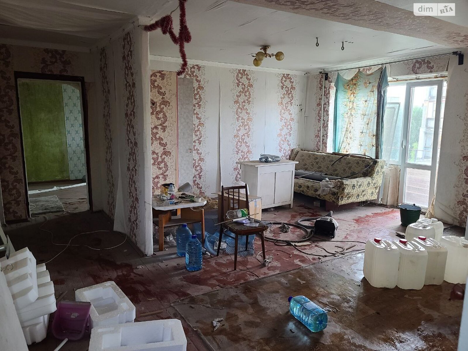 Продаж трикімнатної квартири в Дніпрі, на вул. Будівельників 14, кв. 108, район Титова фото 1