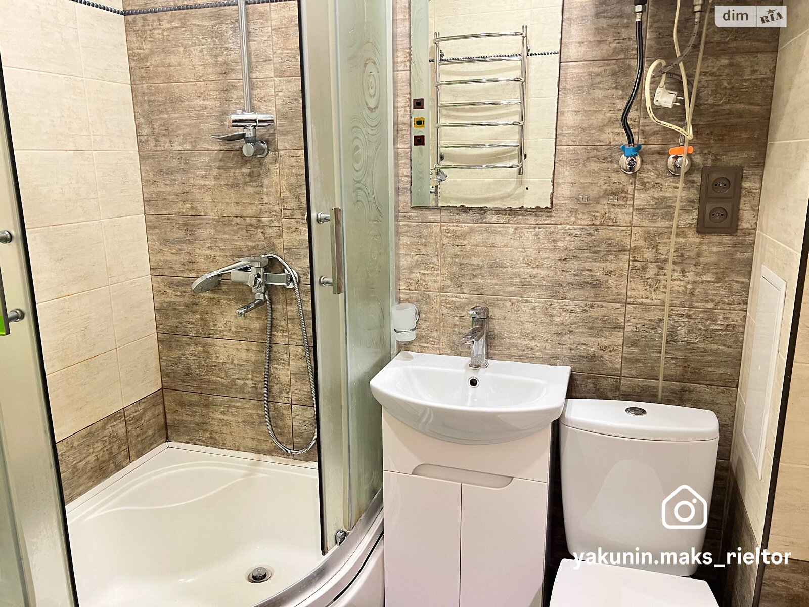 Продажа однокомнатной квартиры в Днепре, на мас. Тополь-1 18 Корпус 2, район Тополь-1 фото 1 Продажа однокомнатной квартиры в Днепре, на мас. Тополь-1 18 Корпус 2, район Тополь-1 фото 1