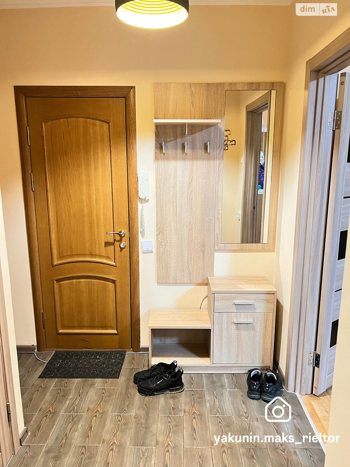 Продажа однокомнатной квартиры в Днепре, на мас. Тополь-1 18 Корпус 2, район Тополь-1 фото 1 Продажа однокомнатной квартиры в Днепре, на мас. Тополь-1 18 Корпус 2, район Тополь-1 фото 1