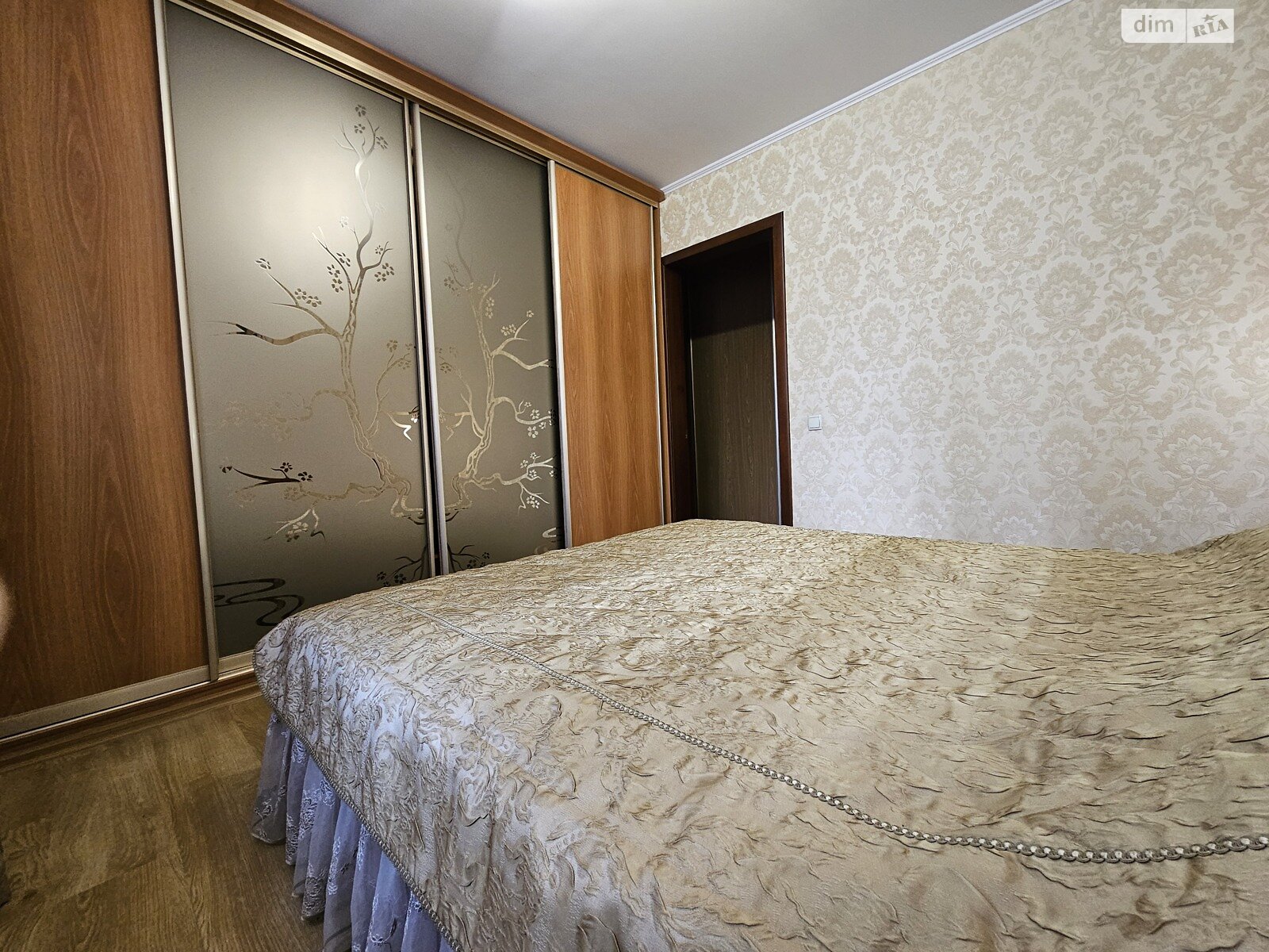 Продажа трехкомнатной квартиры в Днепре, на мас. Тополь-1 56, район Тополь-1 фото 1 Продажа трехкомнатной квартиры в Днепре, на мас. Тополь-1 56, район Тополь-1 фото 1