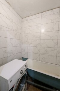 Продажа трехкомнатной квартиры в Днепре, на мас. Тополь-1 18, район Тополь-1 фото 2