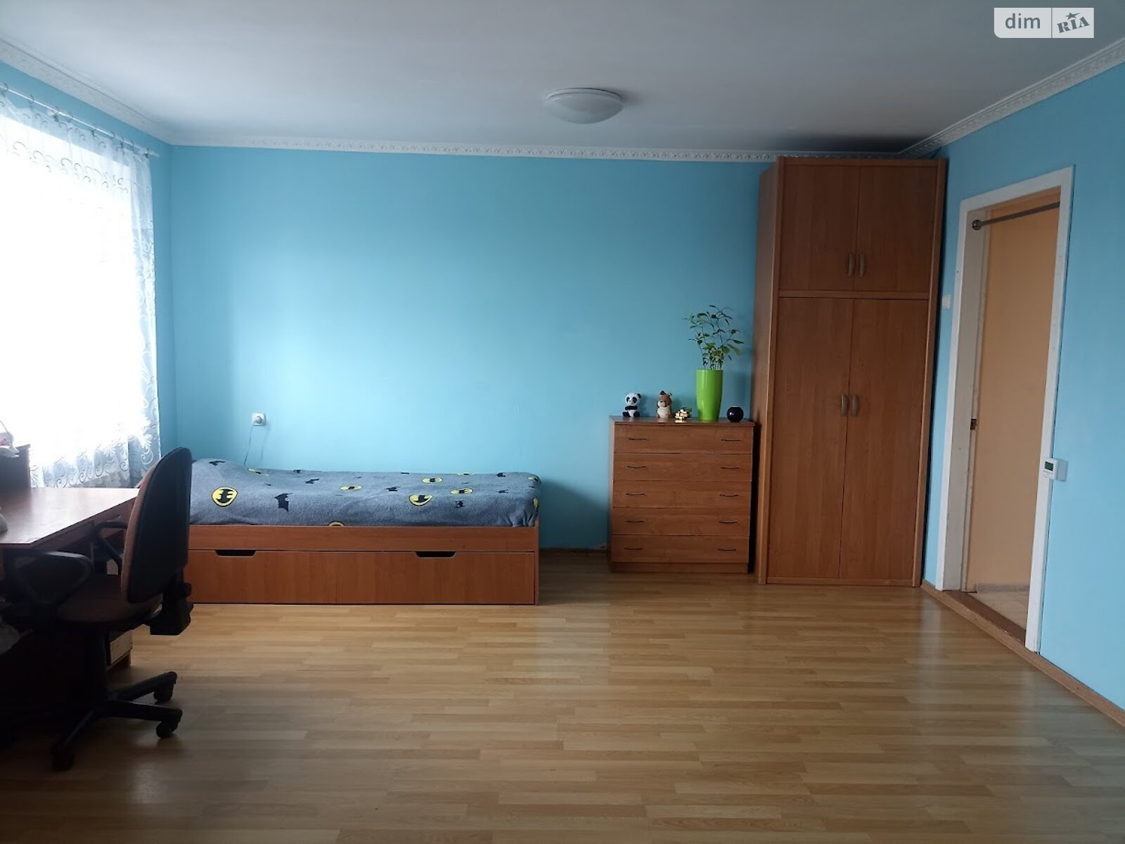 Продаж чотирикімнатної квартири в Дніпрі, на мас. Тополя-1 11, район Тополя-1 фото 1