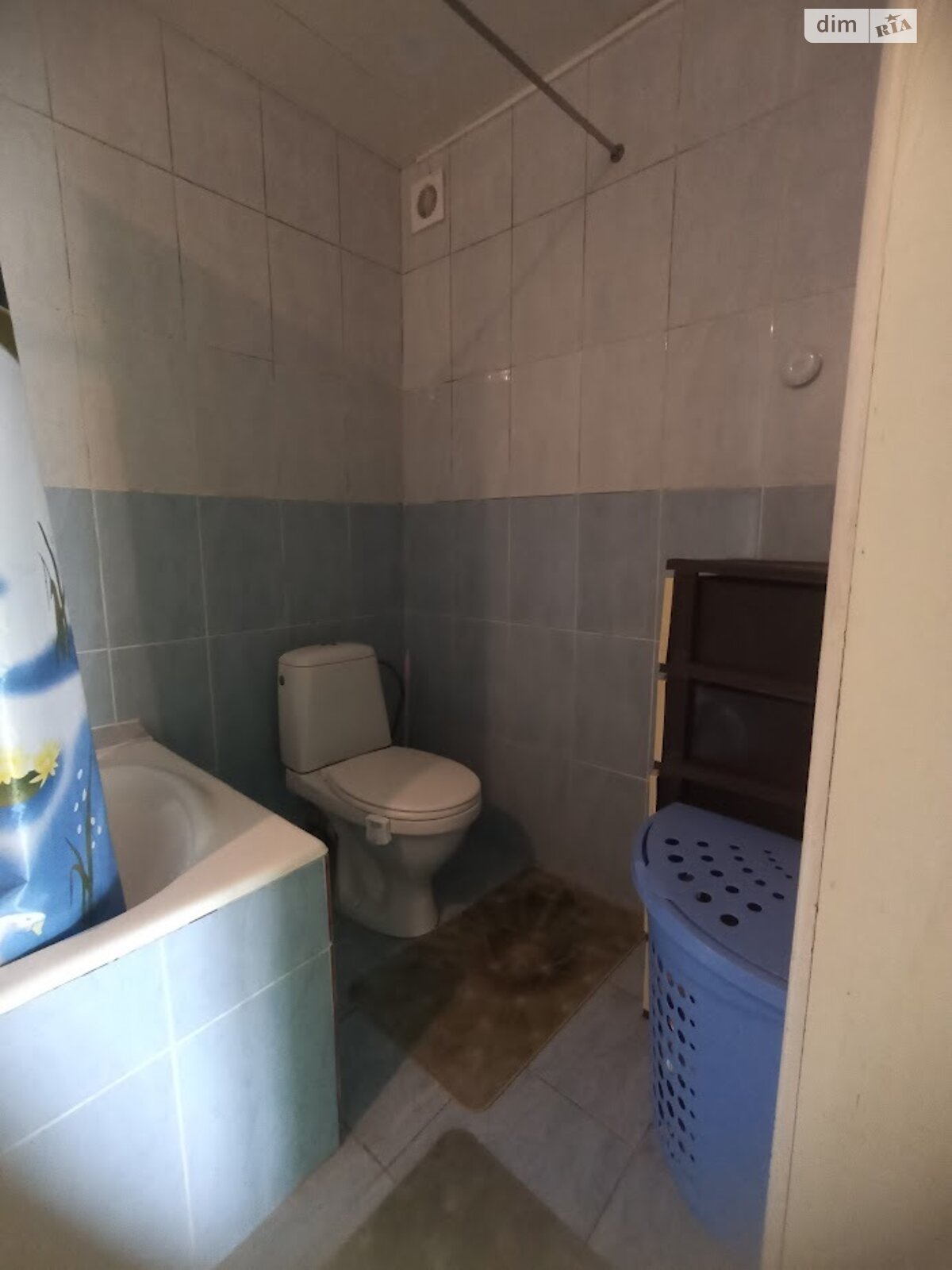Продаж чотирикімнатної квартири в Дніпрі, на мас. Тополя-1 11, район Тополя-1 фото 1