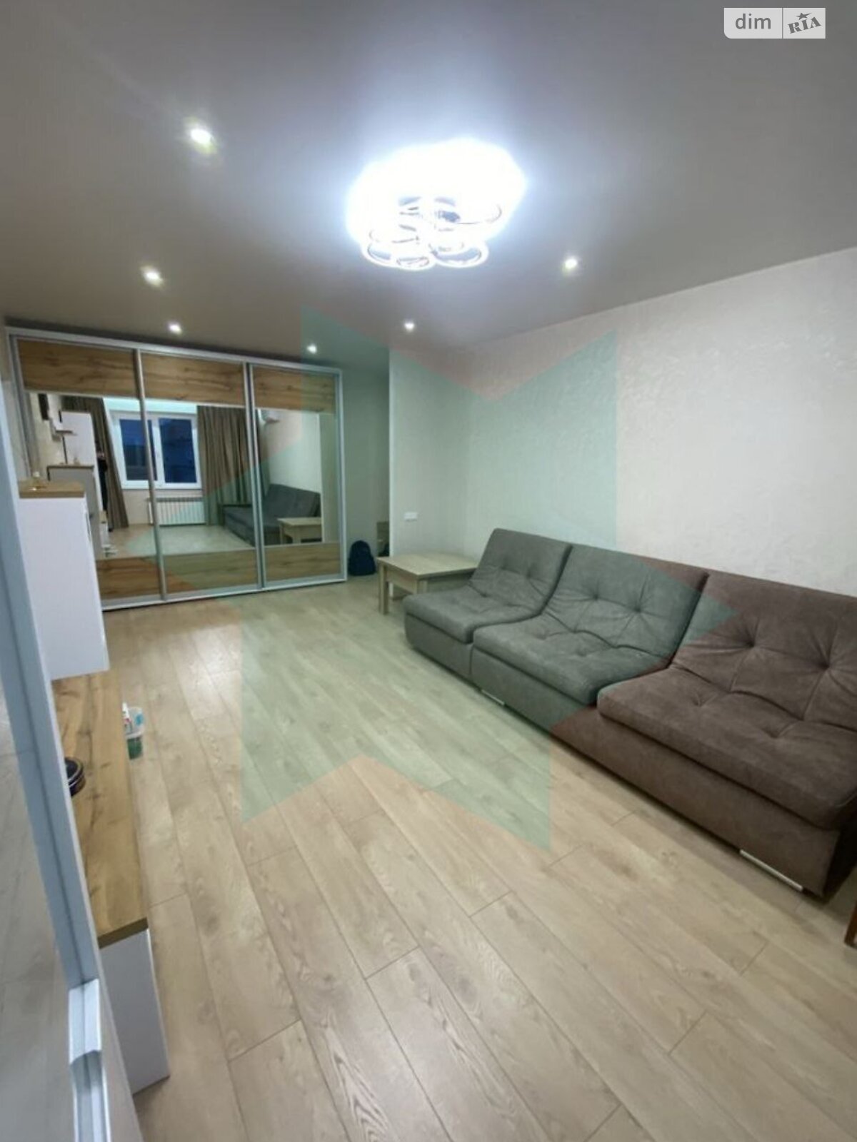 Продаж трикімнатної квартири в Дніпрі, на мас. Тополя-1 16/1, район Тополя-1 фото 1