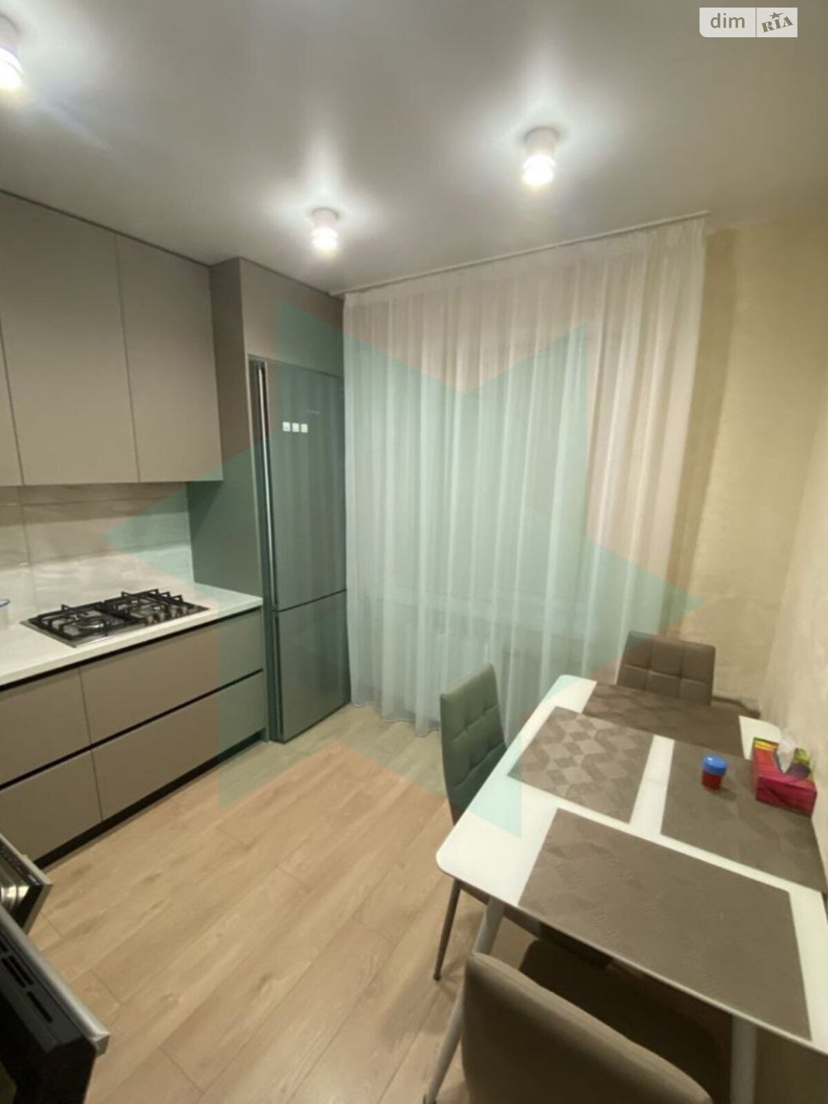 Продаж трикімнатної квартири в Дніпрі, на мас. Тополя-1 16/1, район Тополя-1 фото 1