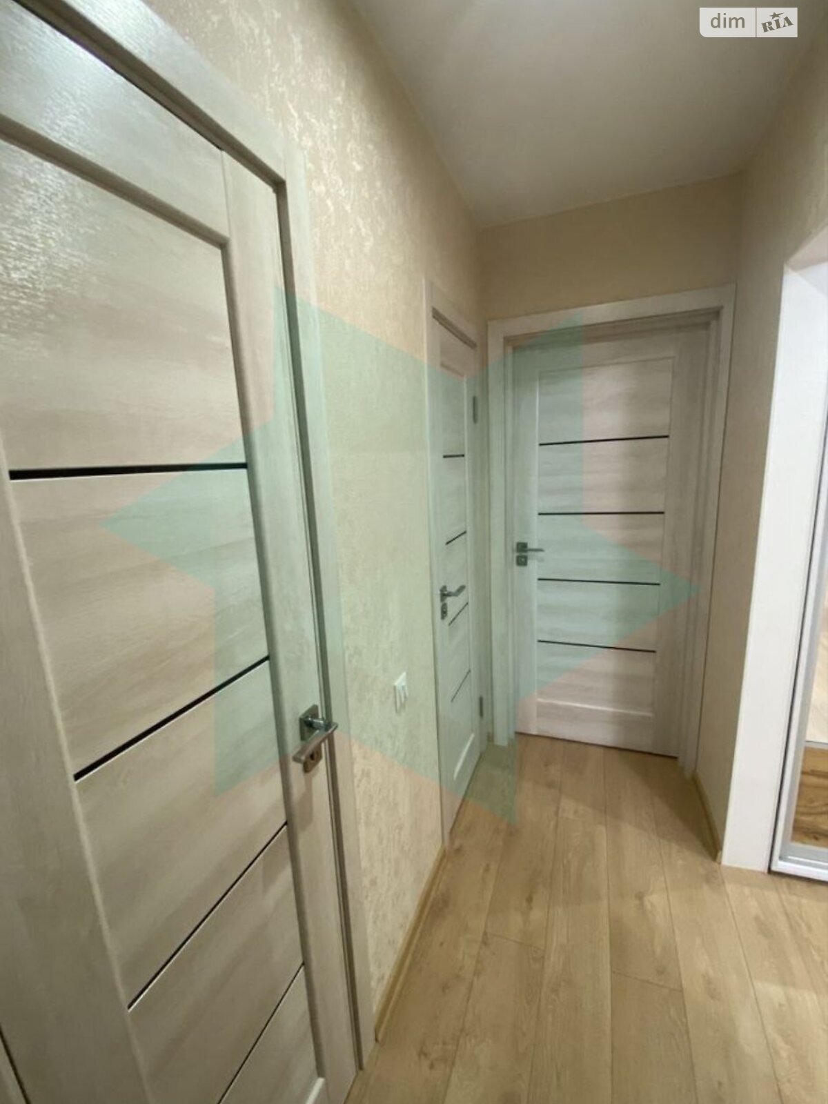 Продаж трикімнатної квартири в Дніпрі, на мас. Тополя-1 16/1, район Тополя-1 фото 1