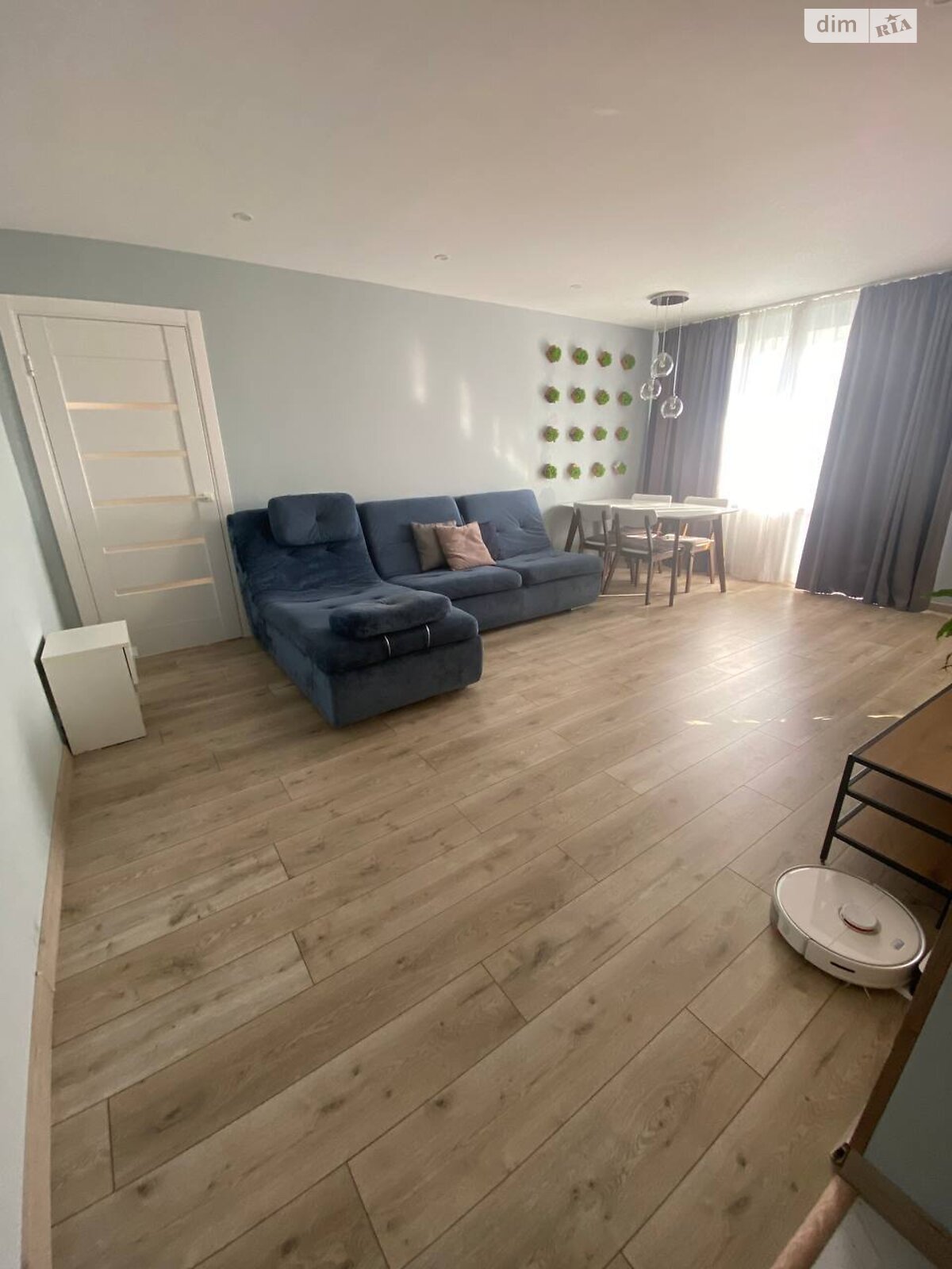 Продажа двухкомнатной квартиры в Днепре, на мас. Тополь-1 8, район Тополь-1 фото 1 Продажа двухкомнатной квартиры в Днепре, на мас. Тополь-1 8, район Тополь-1 фото 1