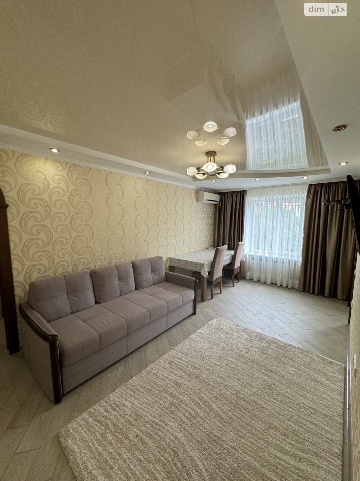 Продаж трикімнатної квартири в Дніпрі, на мас. Тополя-1 13, район Тополя-1 фото 1