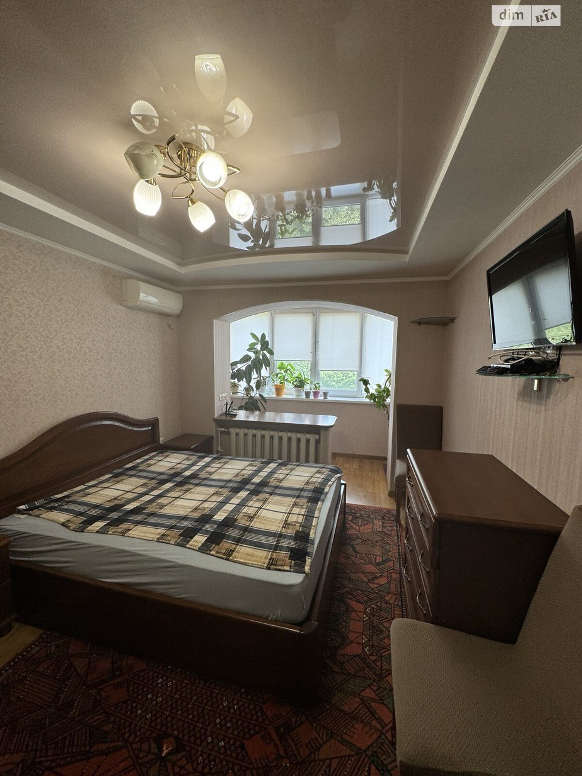 Продаж трикімнатної квартири в Дніпрі, на мас. Тополя-1 13, район Тополя-1 фото 1