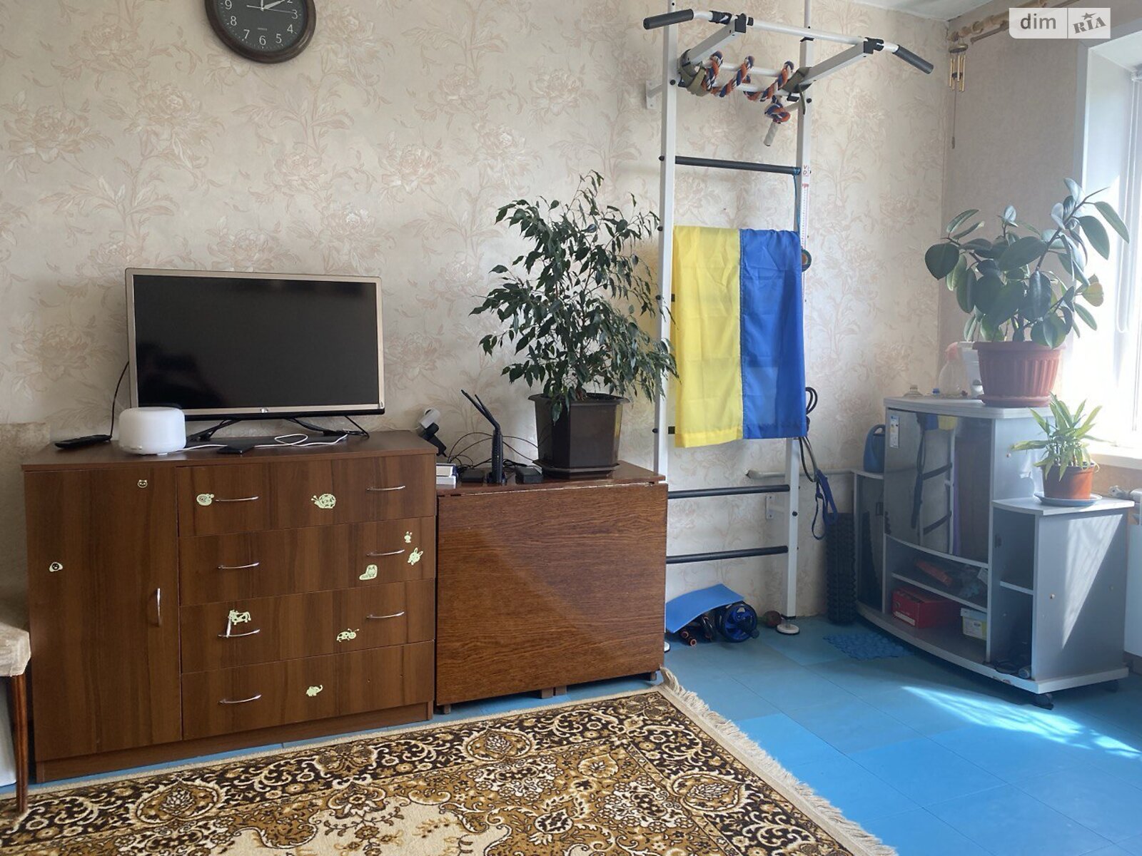 Продаж трикімнатної квартири в Дніпрі, на мас. Тополя-1 15, район Тополя-1 фото 1