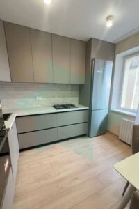 Продажа трехкомнатной квартиры в Днепре, на мас. Тополь-1 16, район Тополь-1 фото 2
