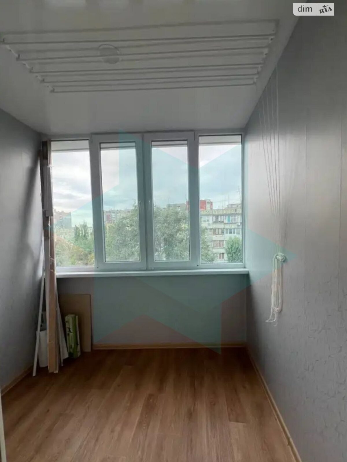 Продажа трехкомнатной квартиры в Днепре, на мас. Тополь-1 16, район Тополь-1 фото 1