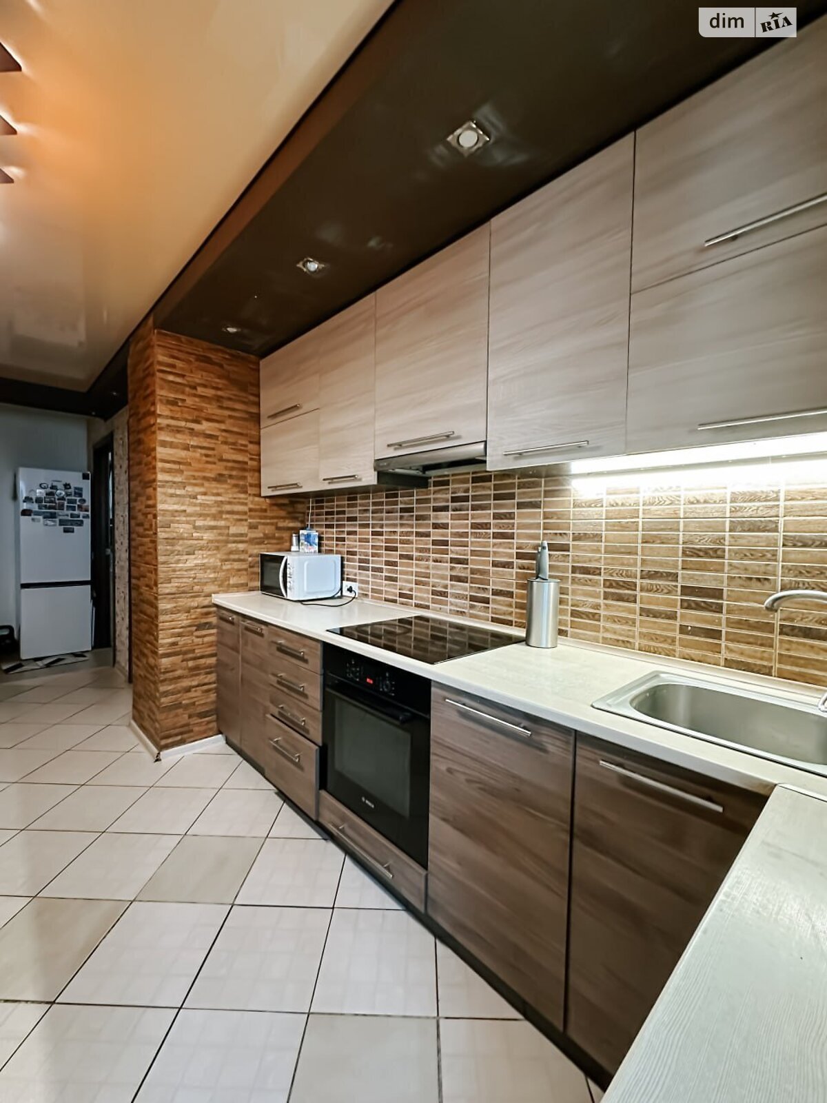 Продажа трехкомнатной квартиры в Днепре, на шоссе Запорожское 60, район Тополь-1 фото 1 Продажа трехкомнатной квартиры в Днепре, на шоссе Запорожское 60, район Тополь-1 фото 1
