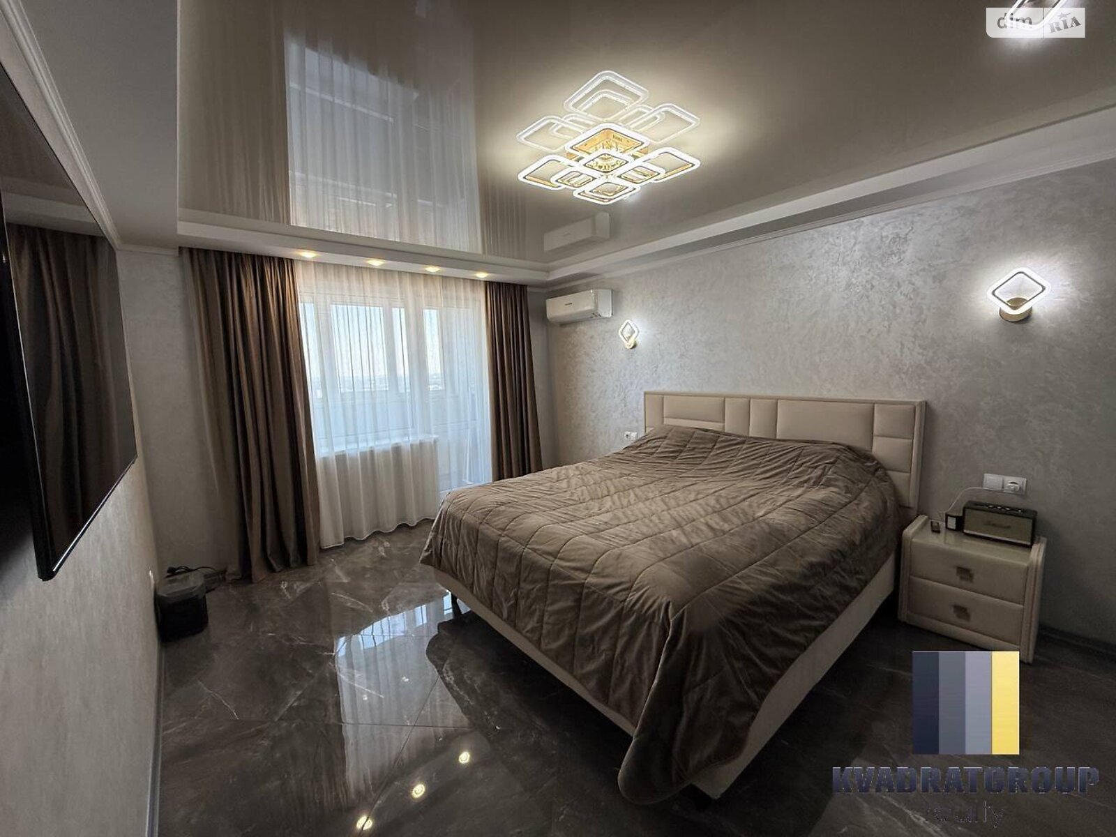 Продажа трехкомнатной квартиры в Днепре, на шоссе Запорожское 48, кв. 395, район Тополь-1 фото 1 Продажа трехкомнатной квартиры в Днепре, на шоссе Запорожское 48, кв. 395, район Тополь-1 фото 1