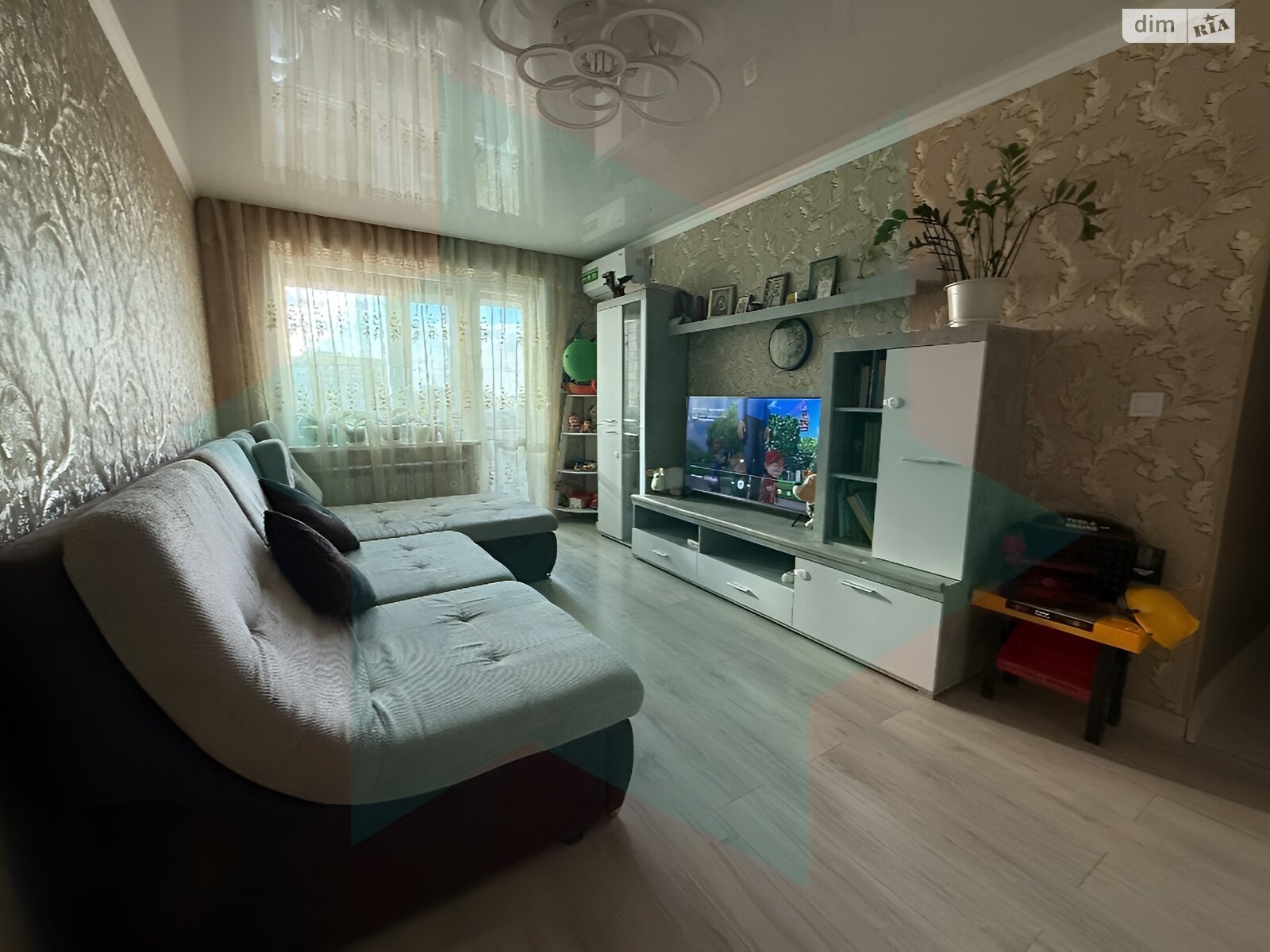 Продаж трикімнатної квартири в Дніпрі, на мас. Тополя-2 2, район Тополя-2 фото 1 Продаж трикімнатної квартири в Дніпрі, на мас. Тополя-2 2, район Тополя-2 фото 1