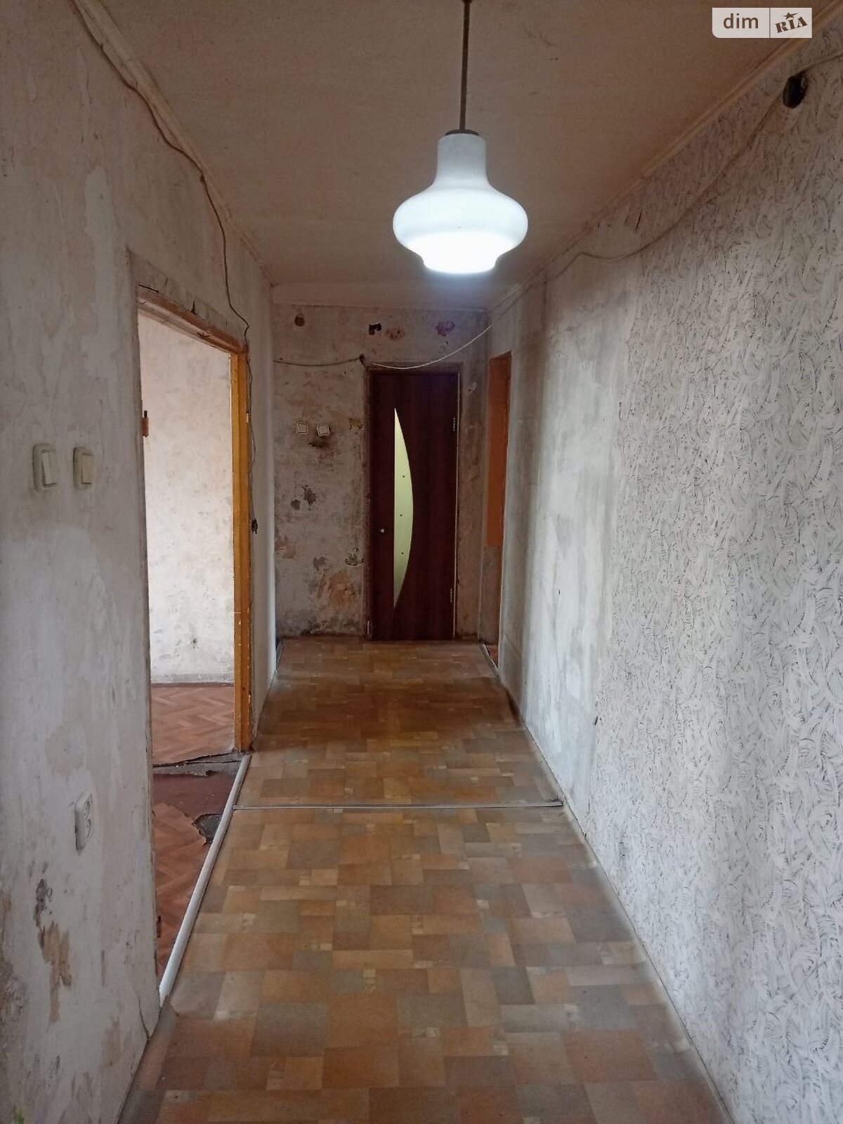 Продажа трехкомнатной квартиры в Днепре, на мас. Тополь-2 38, район Тополь-2 фото 1 Продажа трехкомнатной квартиры в Днепре, на мас. Тополь-2 38, район Тополь-2 фото 1