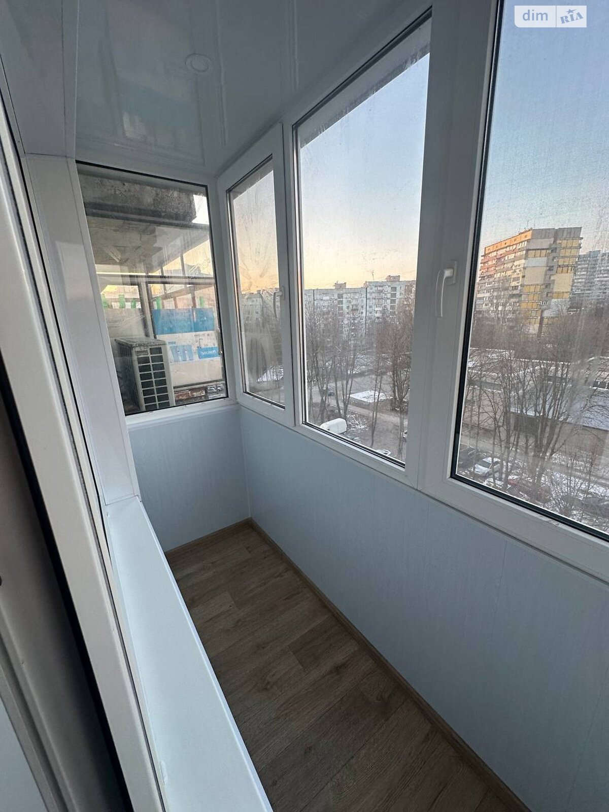 Продаж трикімнатної квартири в Дніпрі, на мас. Тополя-2 22 корпус 2, кв. 32, район Тополя-2 фото 1 Продаж трикімнатної квартири в Дніпрі, на мас. Тополя-2 22 корпус 2, кв. 32, район Тополя-2 фото 1