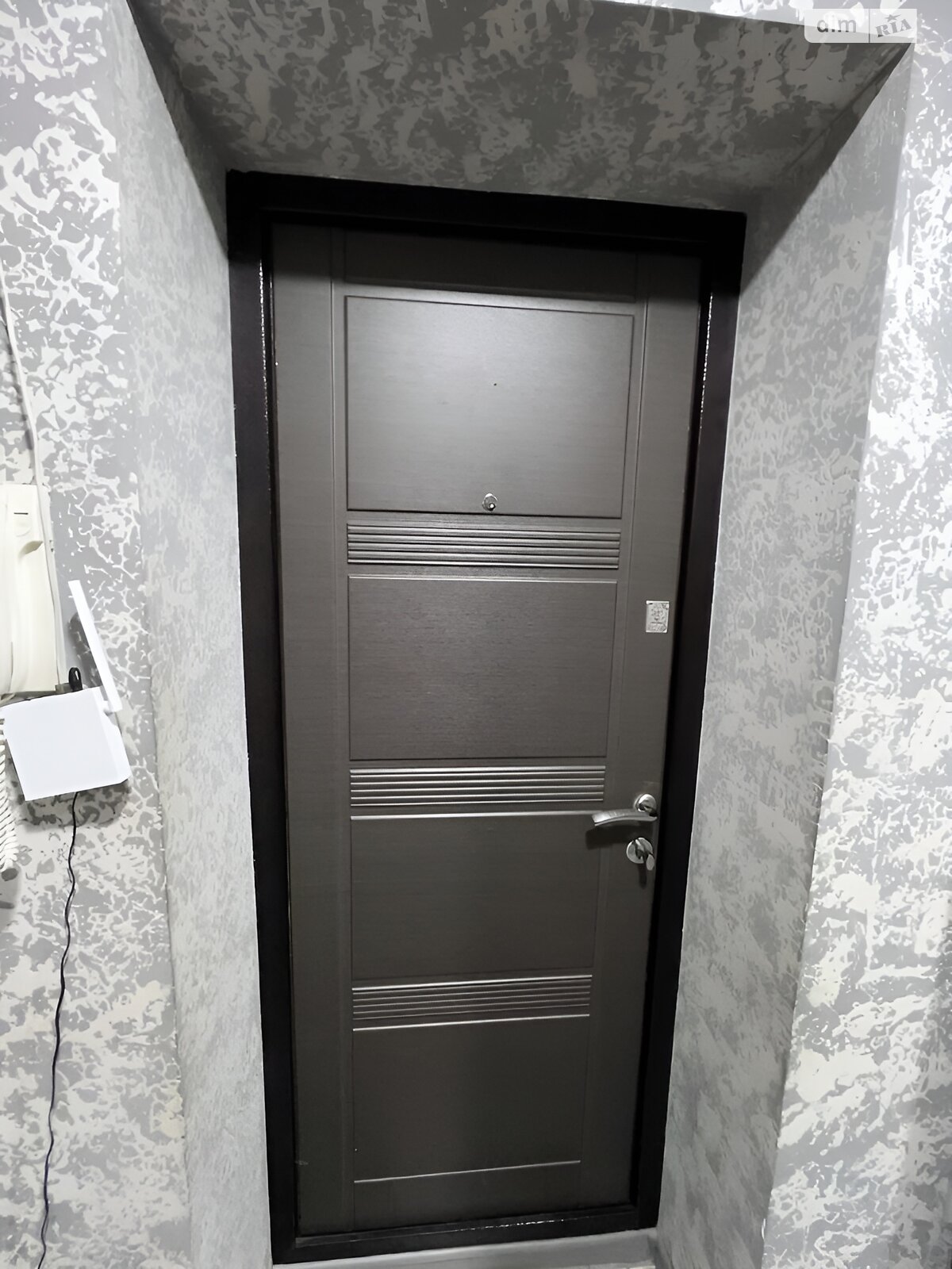 Продажа двухкомнатной квартиры в Днепре, на мас. Тополь-2 38, район Тополь-2 фото 1 Продажа двухкомнатной квартиры в Днепре, на мас. Тополь-2 38, район Тополь-2 фото 1
