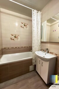 Продажа трехкомнатной квартиры в Днепре, на мас. Тополь-2 3 корпус 2, район Тополь-2 фото 2