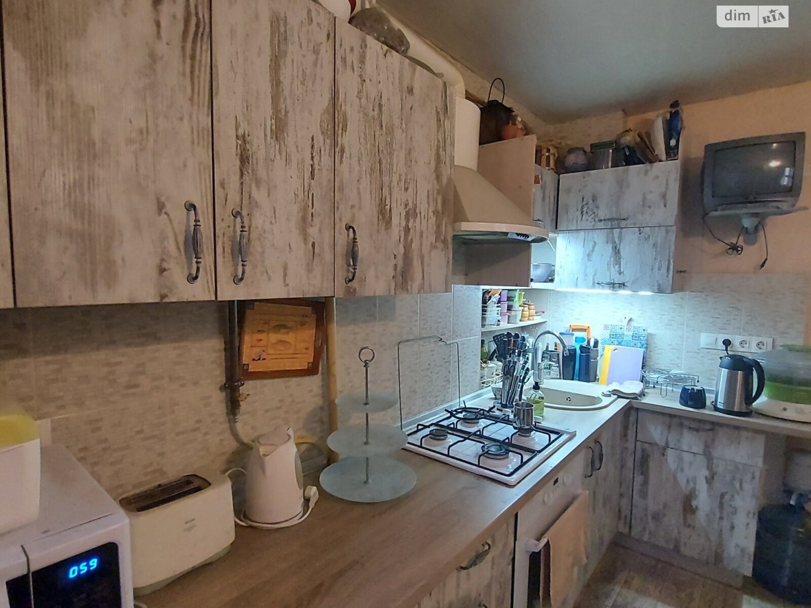 Продаж трикімнатної квартири в Дніпрі, на мас. Тополя-2, район Тополя-2 фото 1 Продаж трикімнатної квартири в Дніпрі, на мас. Тополя-2, район Тополя-2 фото 1