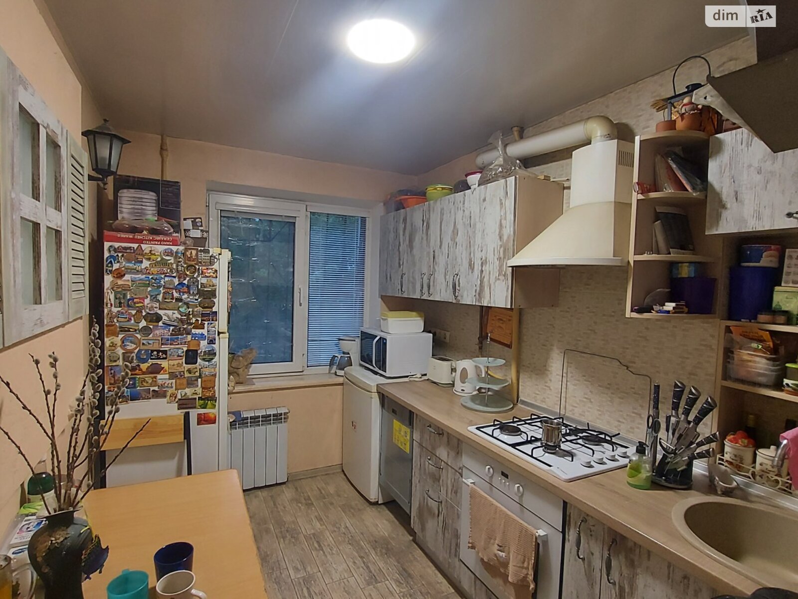 Продаж трикімнатної квартири в Дніпрі, на мас. Тополя-2, район Тополя-2 фото 1 Продаж трикімнатної квартири в Дніпрі, на мас. Тополя-2, район Тополя-2 фото 1