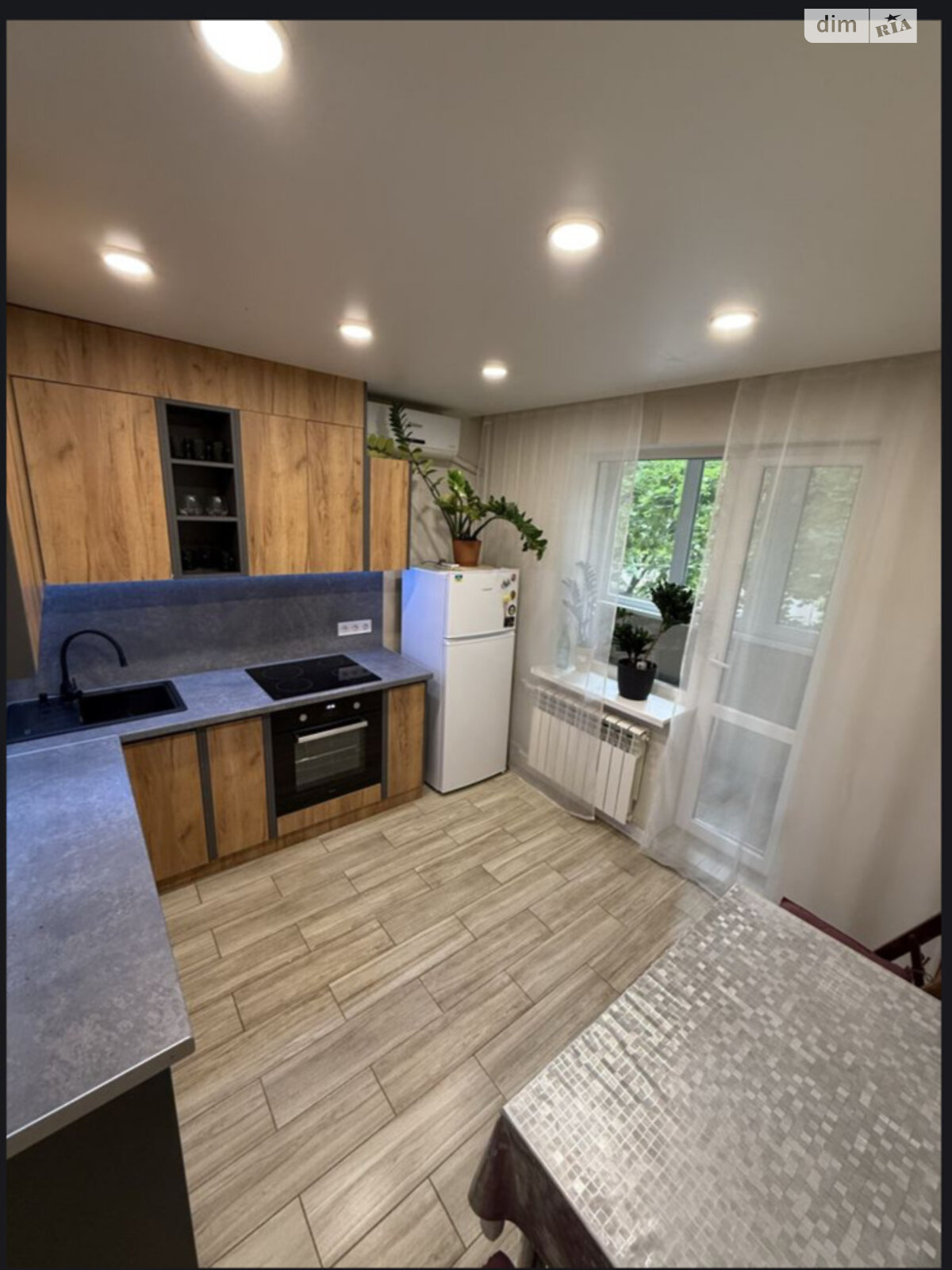 Продажа двухкомнатной квартиры в Днепре, на мас. Тополь-2 33, район Тополь-2 фото 1