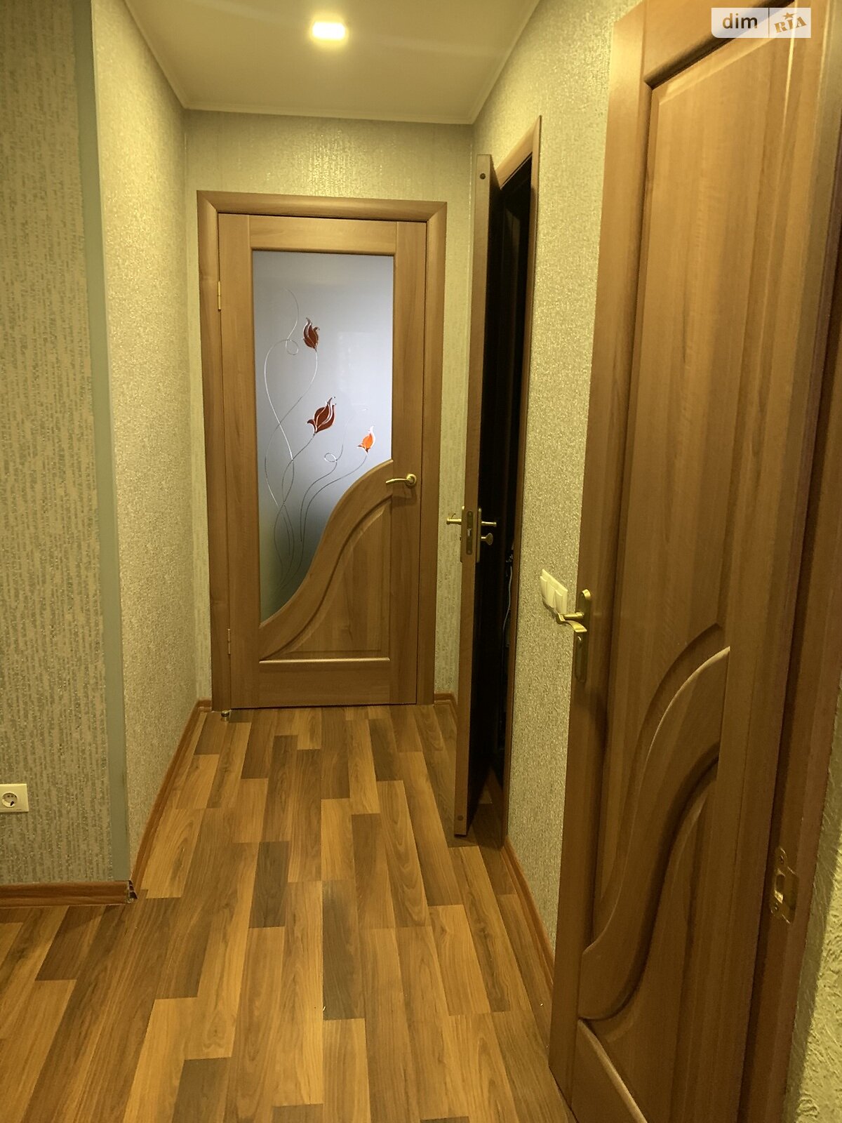 Продаж трикімнатної квартири в Дніпрі, на мас. Тополя-2 37, район Тополя-2 фото 1 Продаж трикімнатної квартири в Дніпрі, на мас. Тополя-2 37, район Тополя-2 фото 1