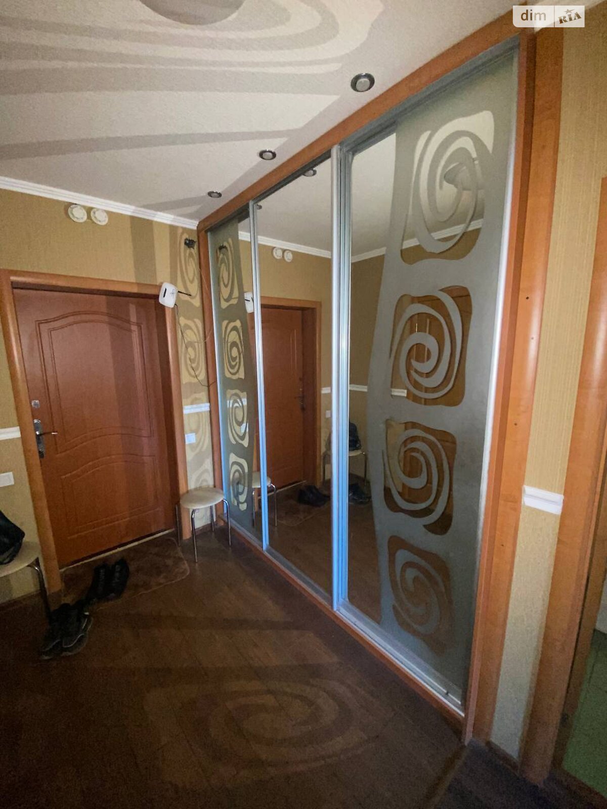 Продажа двухкомнатной квартиры в Днепре, на ул. Тополиная 7А, район Тополь-2 фото 1 Продажа двухкомнатной квартиры в Днепре, на ул. Тополиная 7А, район Тополь-2 фото 1