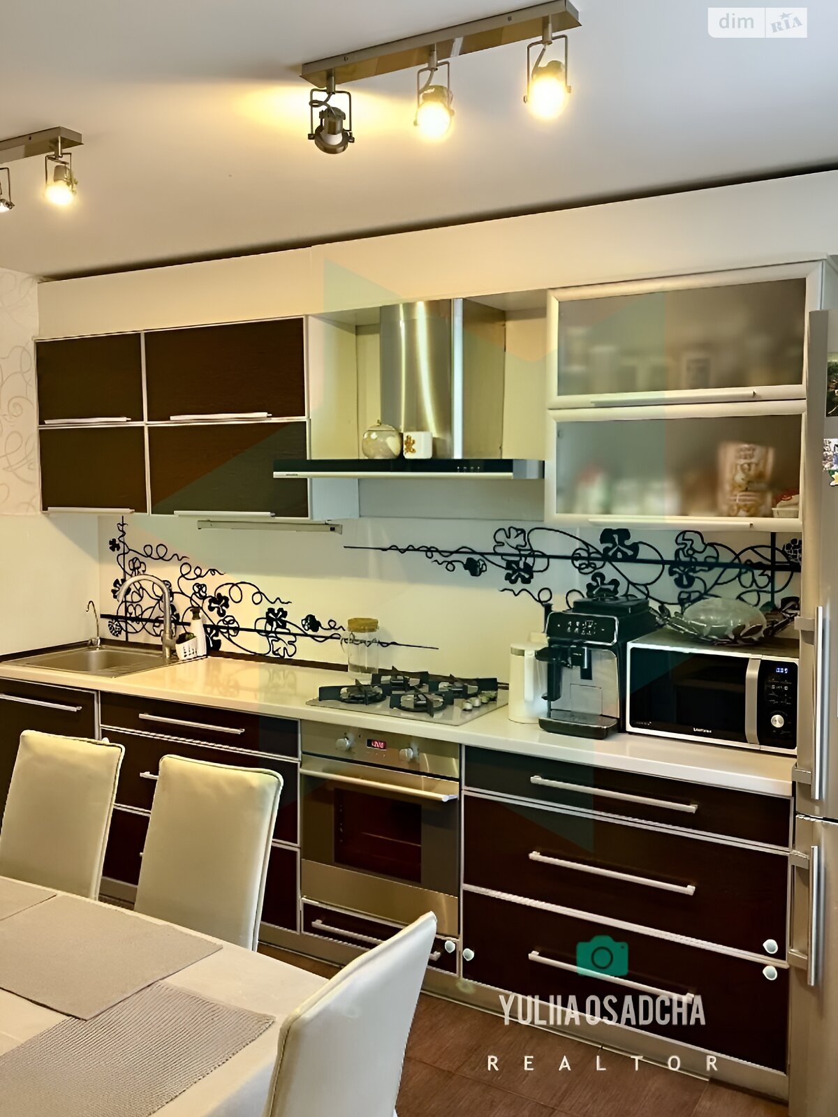 Продажа двухкомнатной квартиры в Днепре, на ул. Тополиная 19, район Тополь-2 фото 1 Продажа двухкомнатной квартиры в Днепре, на ул. Тополиная 19, район Тополь-2 фото 1