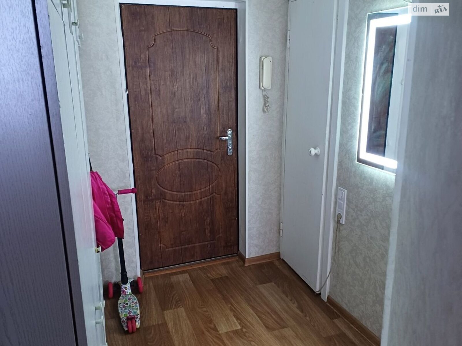 Продажа однокомнатной квартиры в Днепре, на ул. Тополиная 26, район Тополь-2 фото 1 Продажа однокомнатной квартиры в Днепре, на ул. Тополиная 26, район Тополь-2 фото 1