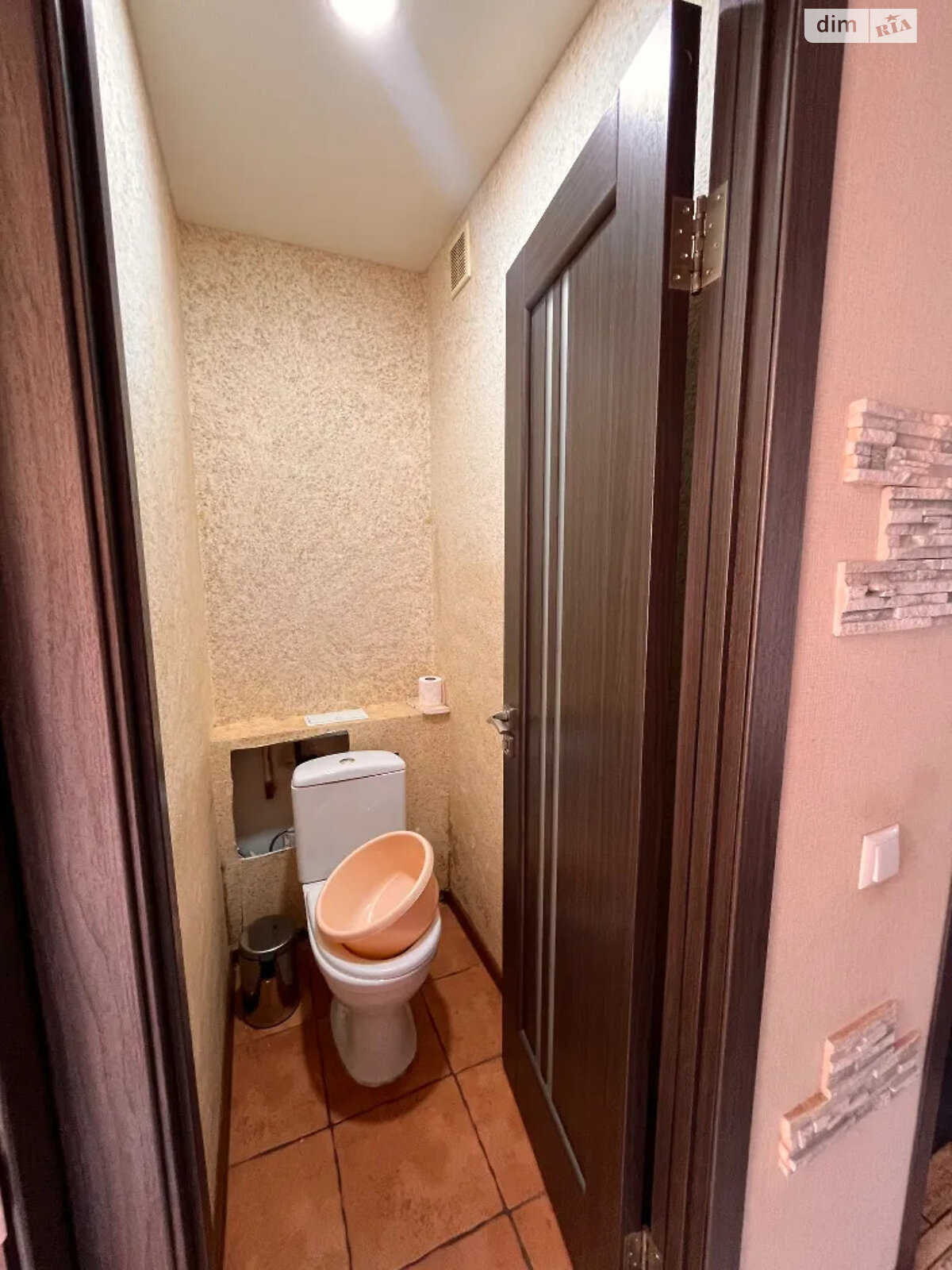 Продажа двухкомнатной квартиры в Днепре, на ул. Тополиная 19, район Тополь-2 фото 1 Продажа двухкомнатной квартиры в Днепре, на ул. Тополиная 19, район Тополь-2 фото 1