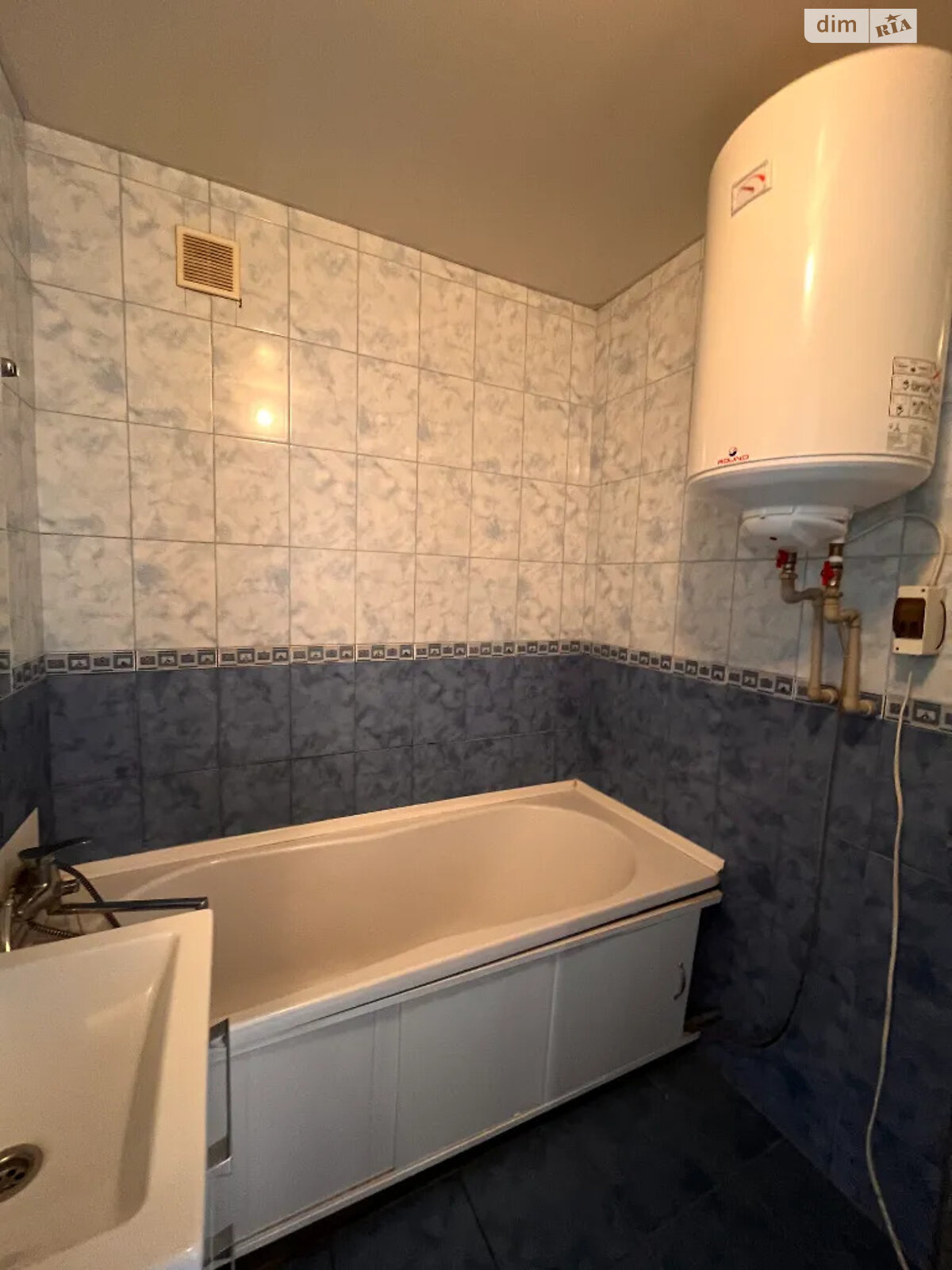 Продажа двухкомнатной квартиры в Днепре, на ул. Тополиная 19, район Тополь-2 фото 1 Продажа двухкомнатной квартиры в Днепре, на ул. Тополиная 19, район Тополь-2 фото 1
