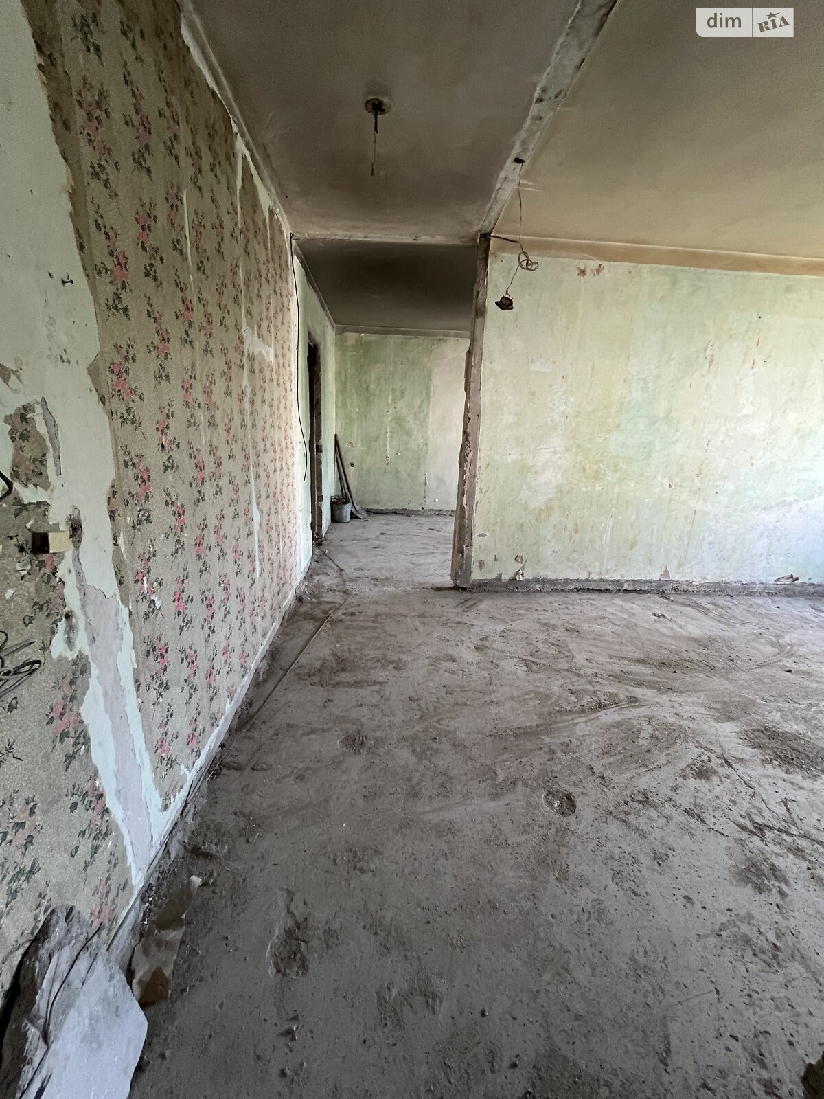 Продажа трехкомнатной квартиры в Днепре, на ул. Тополиная 22, район Тополь-2 фото 1 Продажа трехкомнатной квартиры в Днепре, на ул. Тополиная 22, район Тополь-2 фото 1