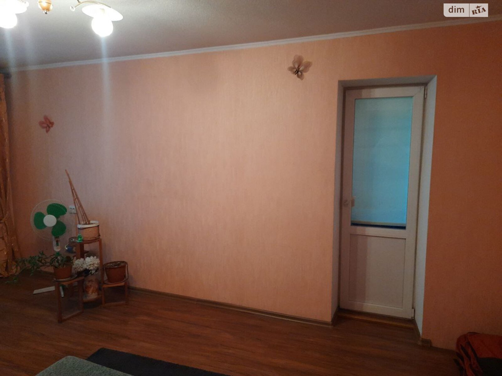 Продажа трехкомнатной квартиры в Днепре, на ул. Комбрига-Петрова 6, район Тополь-3 фото 1 Продажа трехкомнатной квартиры в Днепре, на ул. Комбрига-Петрова 6, район Тополь-3 фото 1