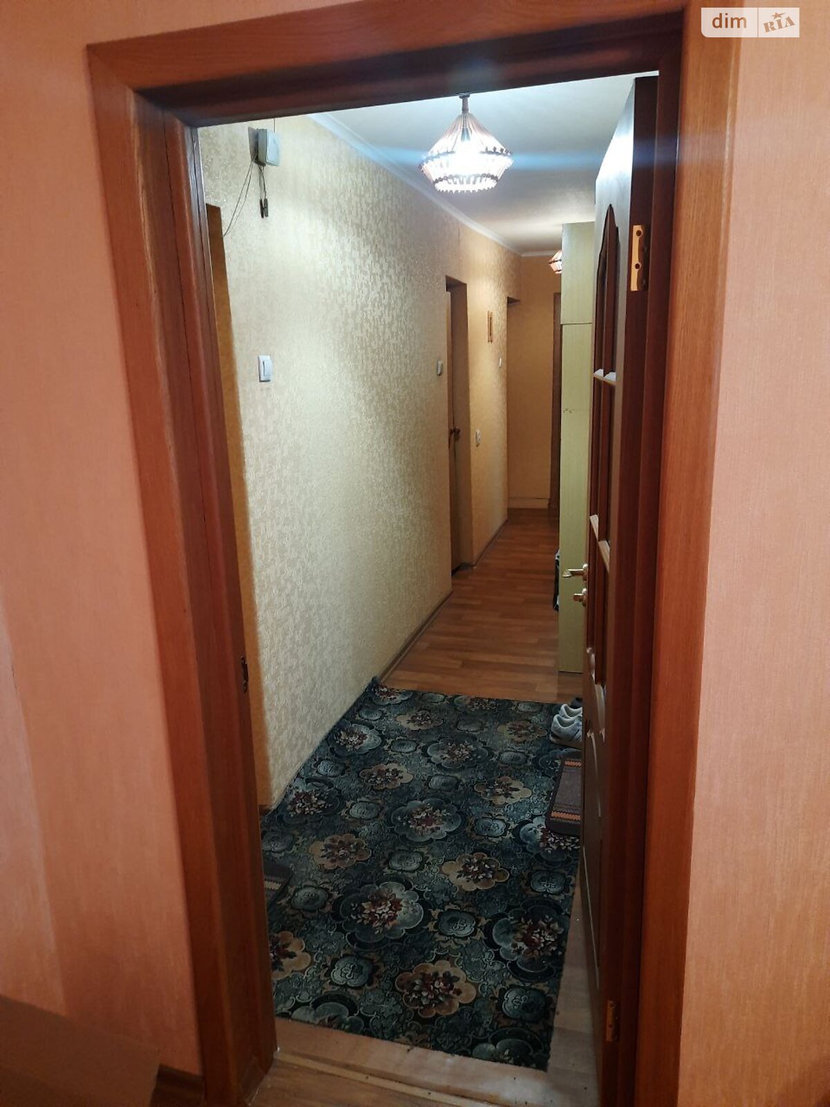 Продажа трехкомнатной квартиры в Днепре, на ул. Комбрига-Петрова 6, район Тополь-3 фото 1 Продажа трехкомнатной квартиры в Днепре, на ул. Комбрига-Петрова 6, район Тополь-3 фото 1