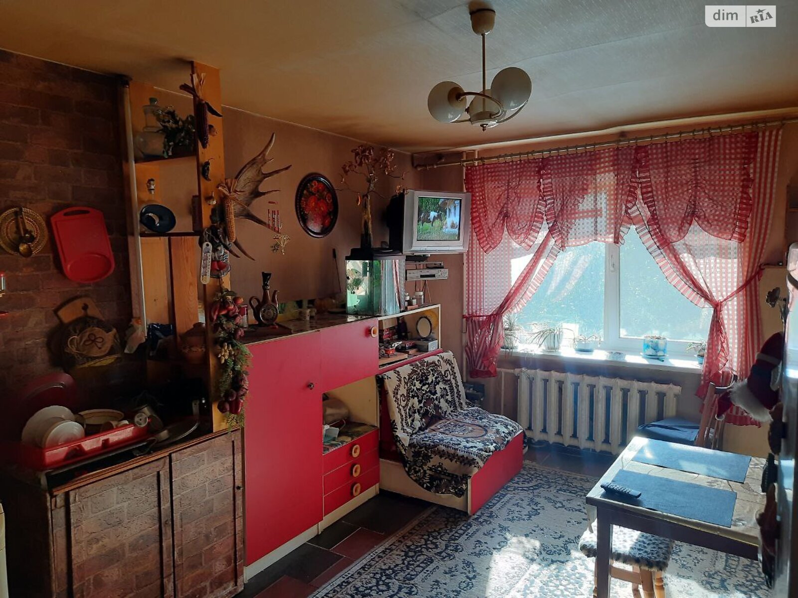 Продажа трехкомнатной квартиры в Днепре, на ул. Комбрига-Петрова 6, район Тополь-3 фото 1 Продажа трехкомнатной квартиры в Днепре, на ул. Комбрига-Петрова 6, район Тополь-3 фото 1