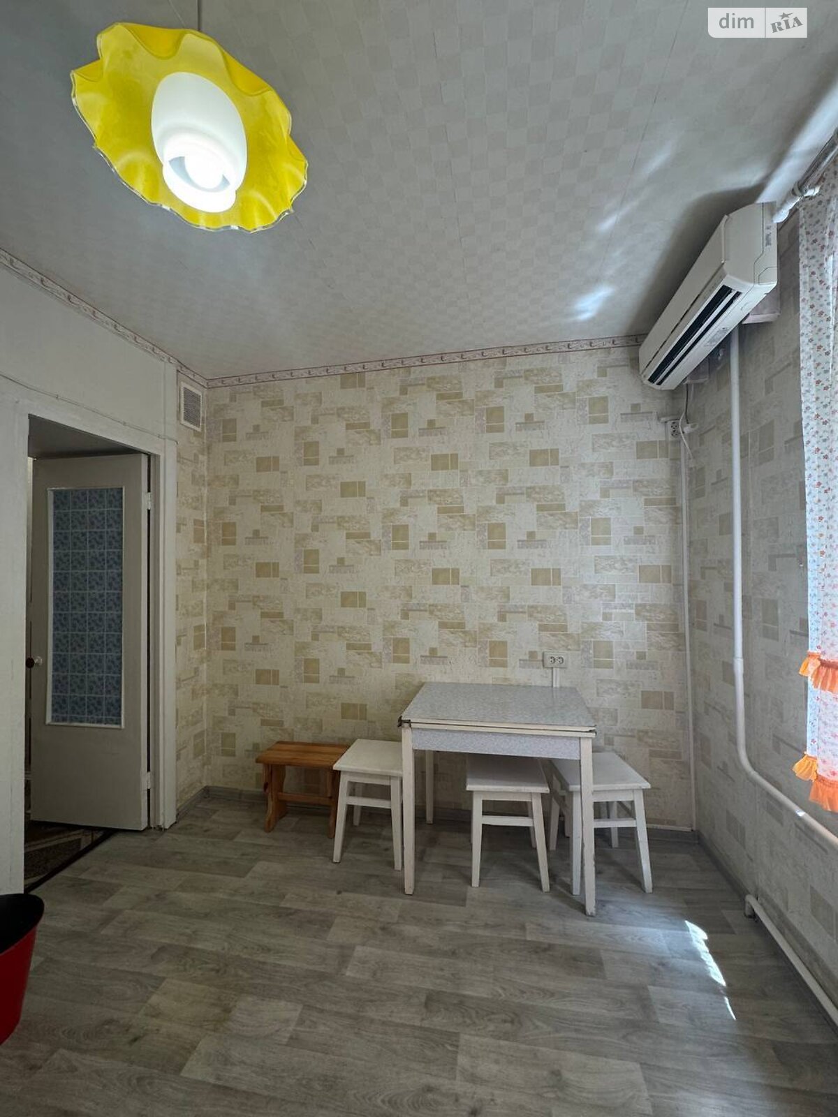 Продаж однокімнатної квартири в Дніпрі, на мас. Тополя-3 2/2, фото 1 Продаж однокімнатної квартири в Дніпрі, на мас. Тополя-3 2/2, фото 1
