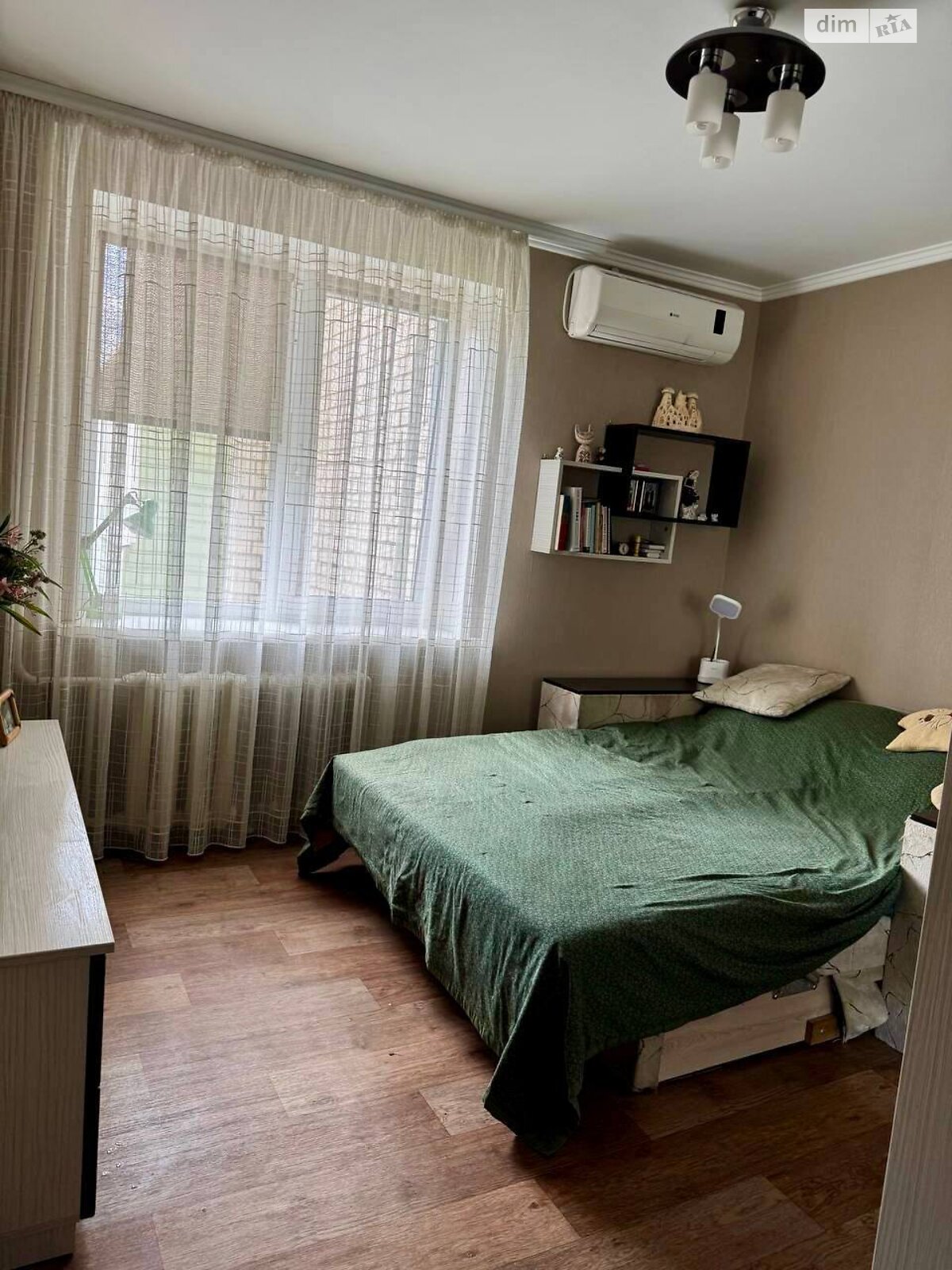 Продажа двухкомнатной квартиры в Днепре, на мас. Тополь-3 8, фото 1