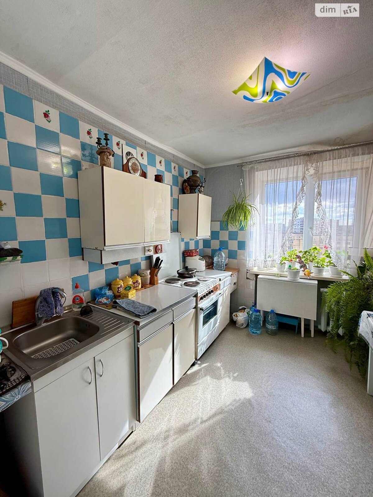 Продажа двухкомнатной квартиры в Днепре, на мас. Тополь-3 8, фото 1