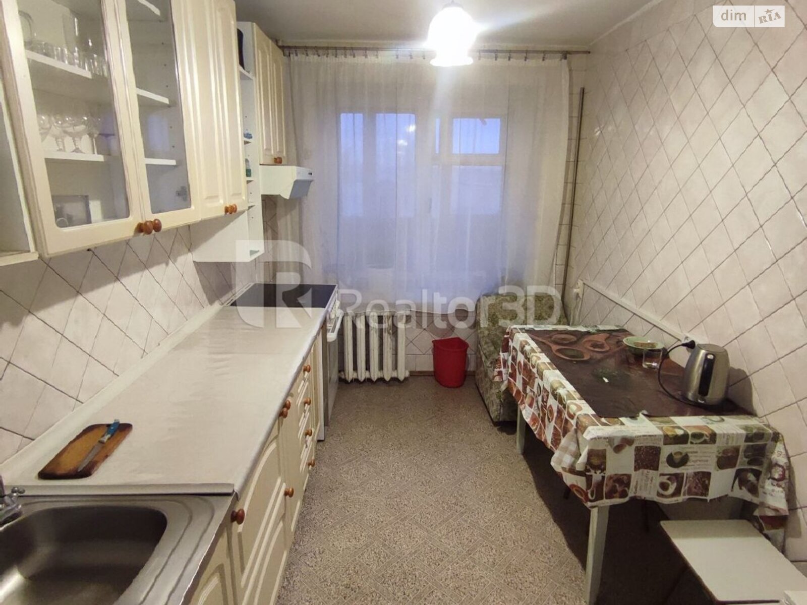 Продажа трехкомнатной квартиры в Днепре, на ул. Паникахи, район Тополь-3 фото 1