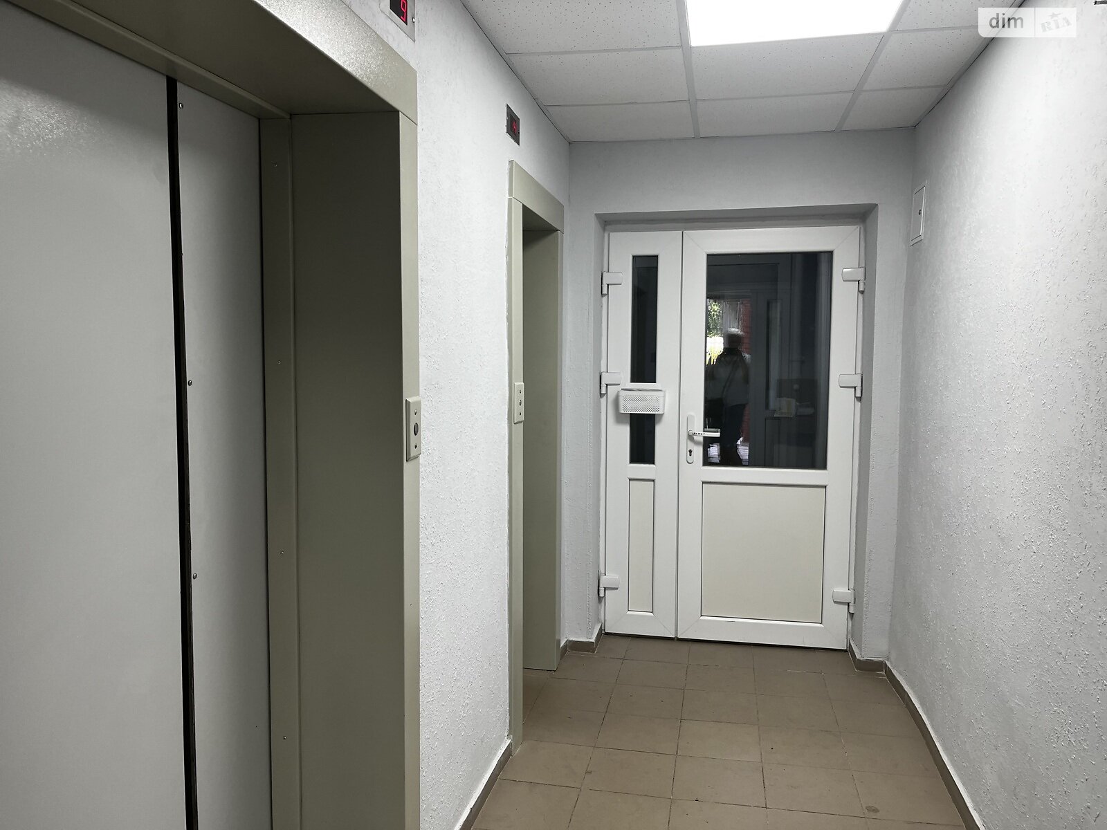 Продажа однокомнатной квартиры в Днепре, на ул. Паникахи 97, район Тополь-3 фото 1 Продажа однокомнатной квартиры в Днепре, на ул. Паникахи 97, район Тополь-3 фото 1