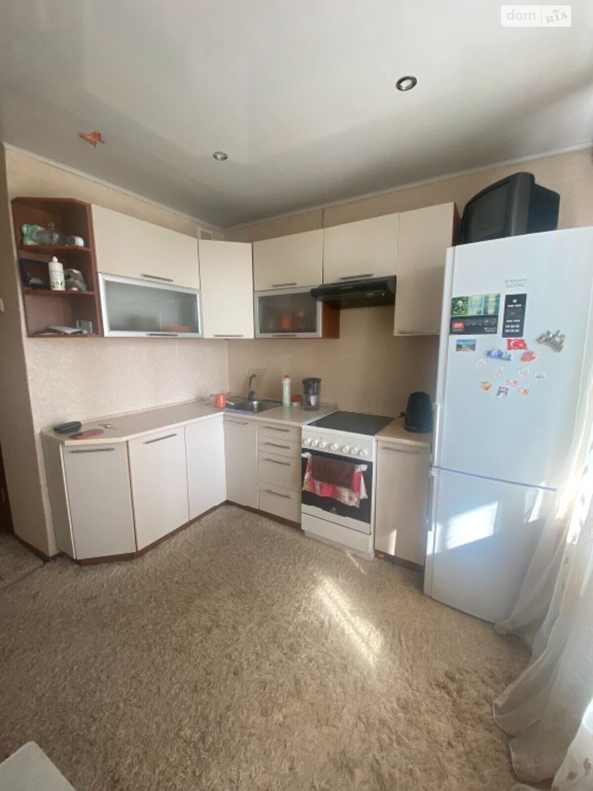 Продажа однокомнатной квартиры в Днепре, на мас. Тополь-3, район Тополь-3 фото 1 Продажа однокомнатной квартиры в Днепре, на мас. Тополь-3, район Тополь-3 фото 1